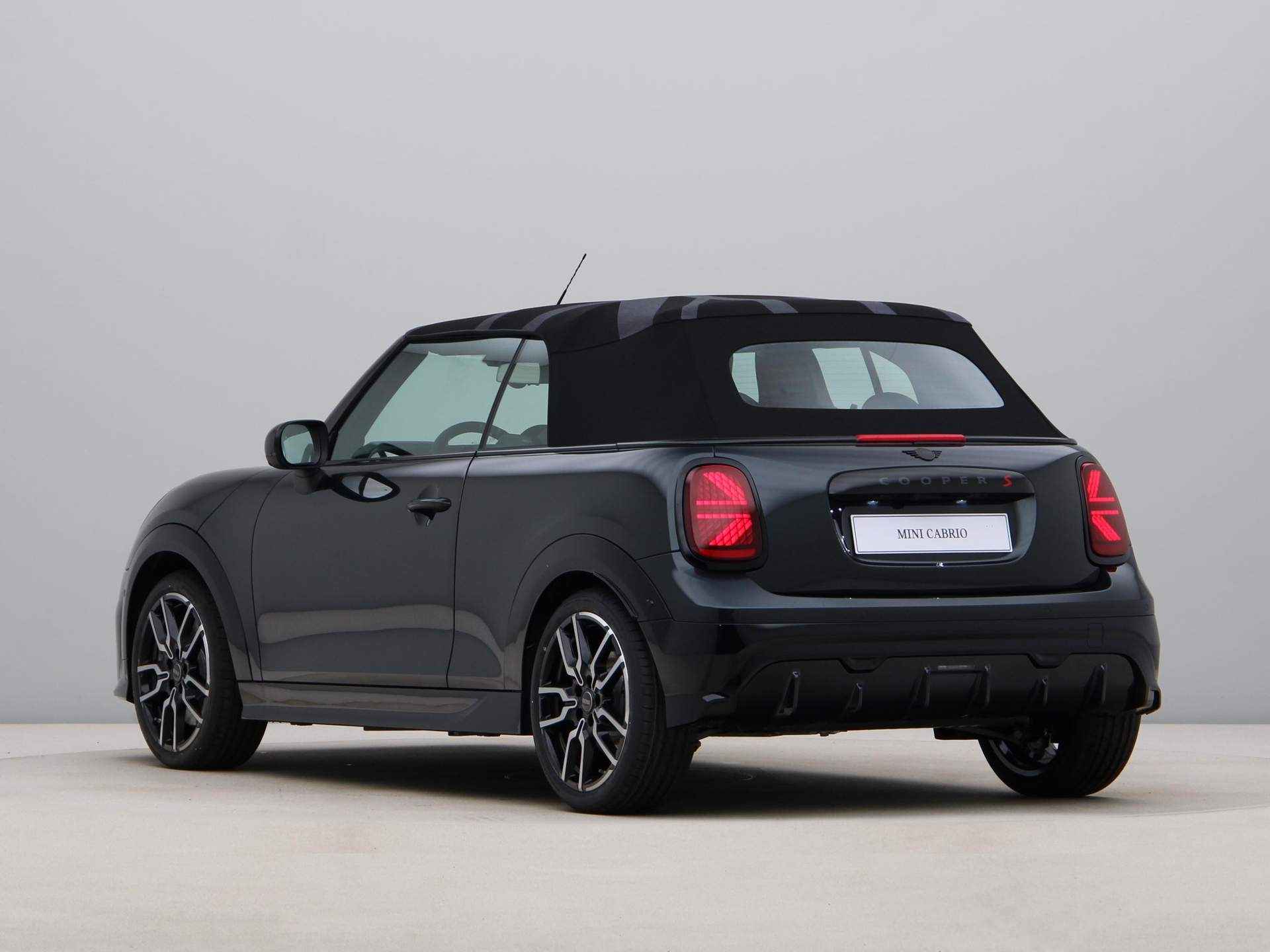 MINI Cooper Cabrio S John Cooper Works Pakket XL - 18/33