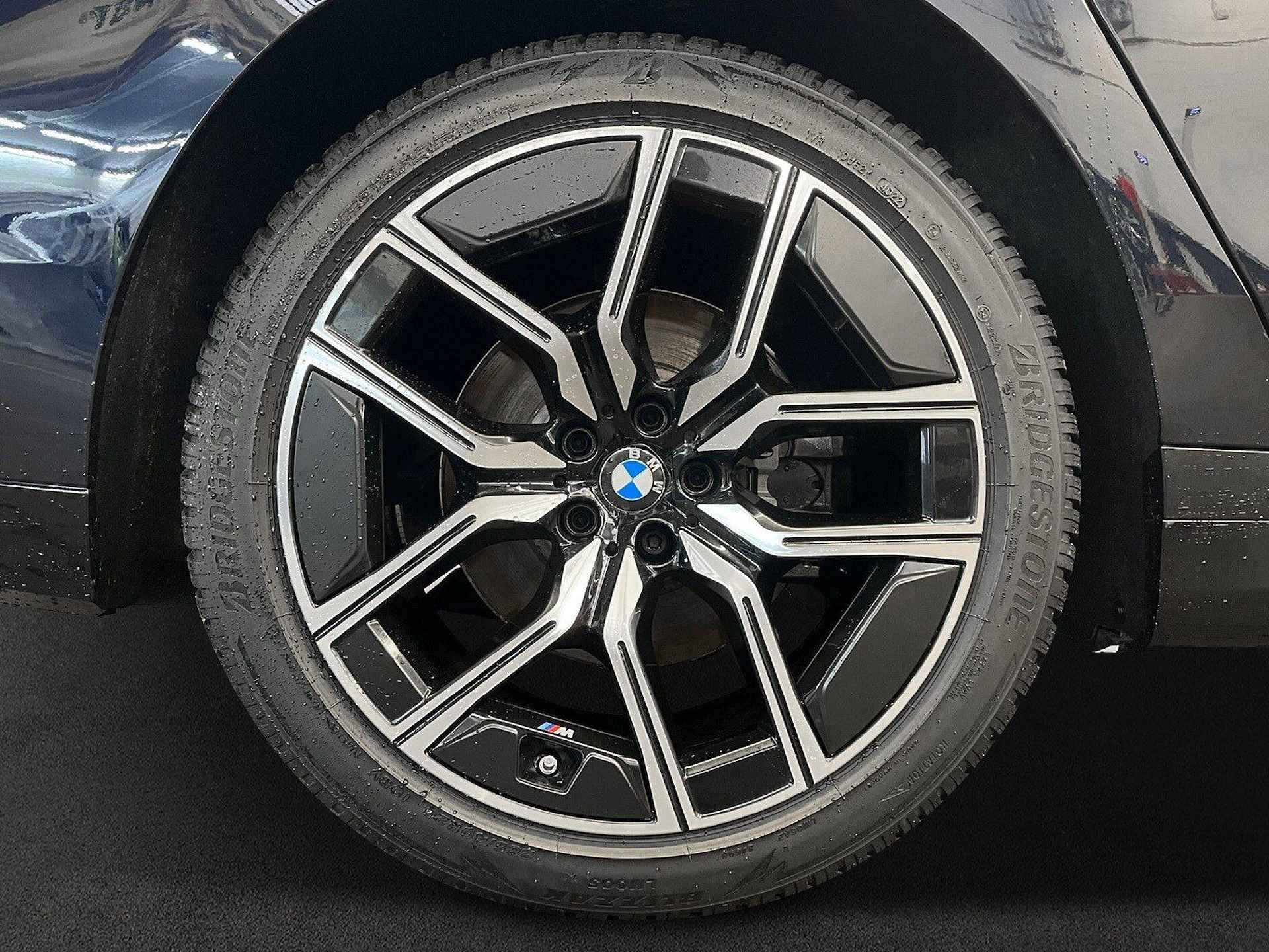 BMW 7 Serie 740d xDrive ACC M-Sport Panoramadak Head-Up - 4/17