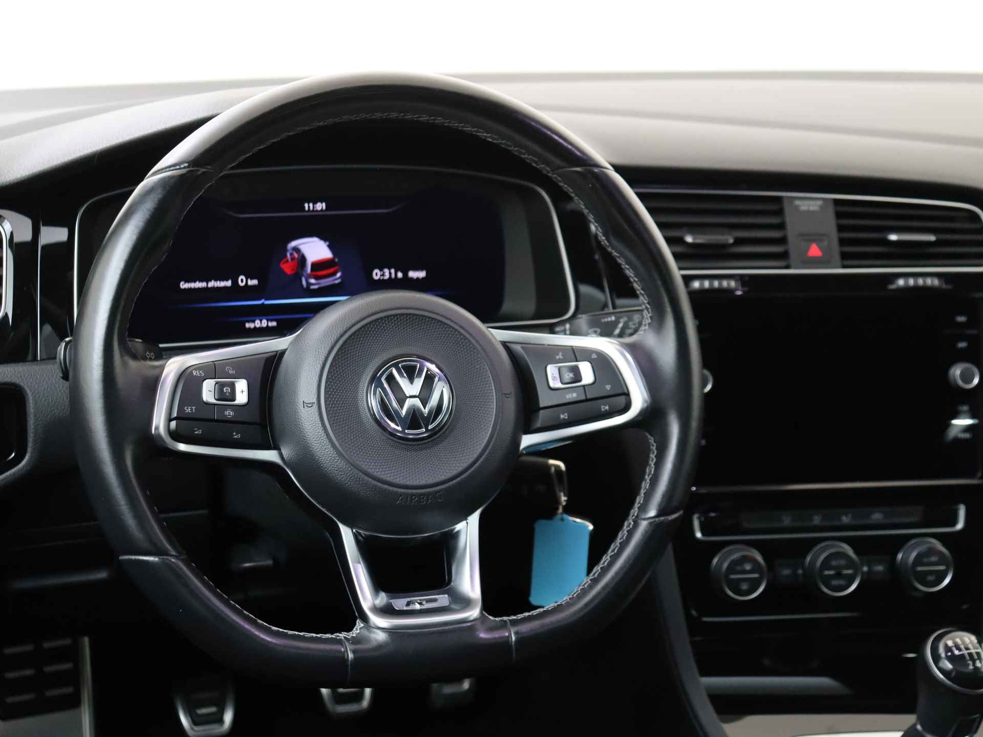 Volkswagen Golf 1.5 TSI Highline Business R 150 pk | R-Line exterieur | Navigatie | Climate Control - 7/33