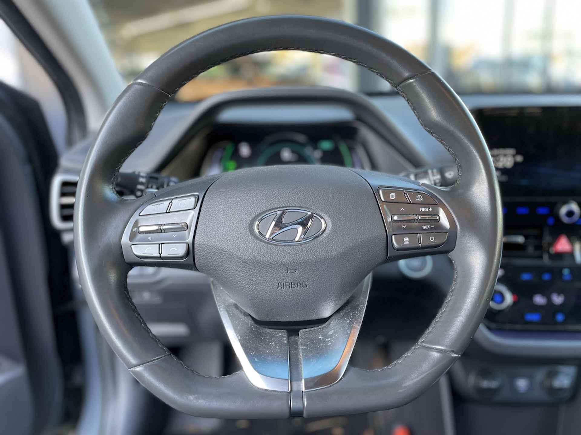 Hyundai IONIQ Comfort EV 38 kWh | Camera | Navi - 10/32