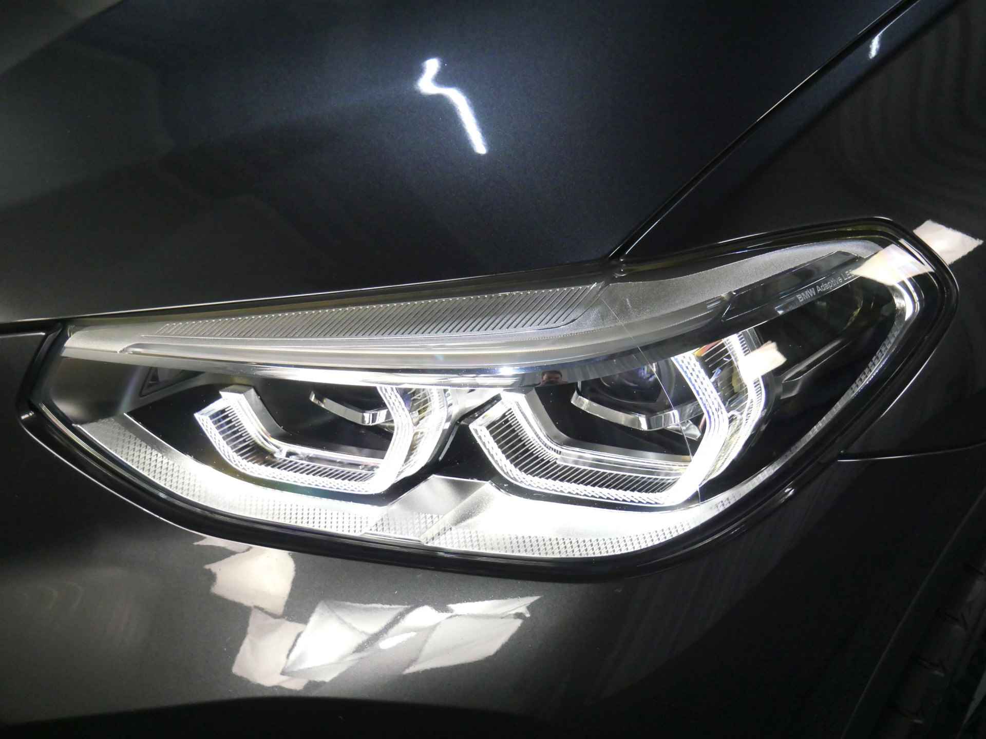 BMW iX3 High Executive / Adaptieve LED / Sportstoelen / Head-Up / Parking Assistant Plus / Gesture Control / Comfort Access - 40/48