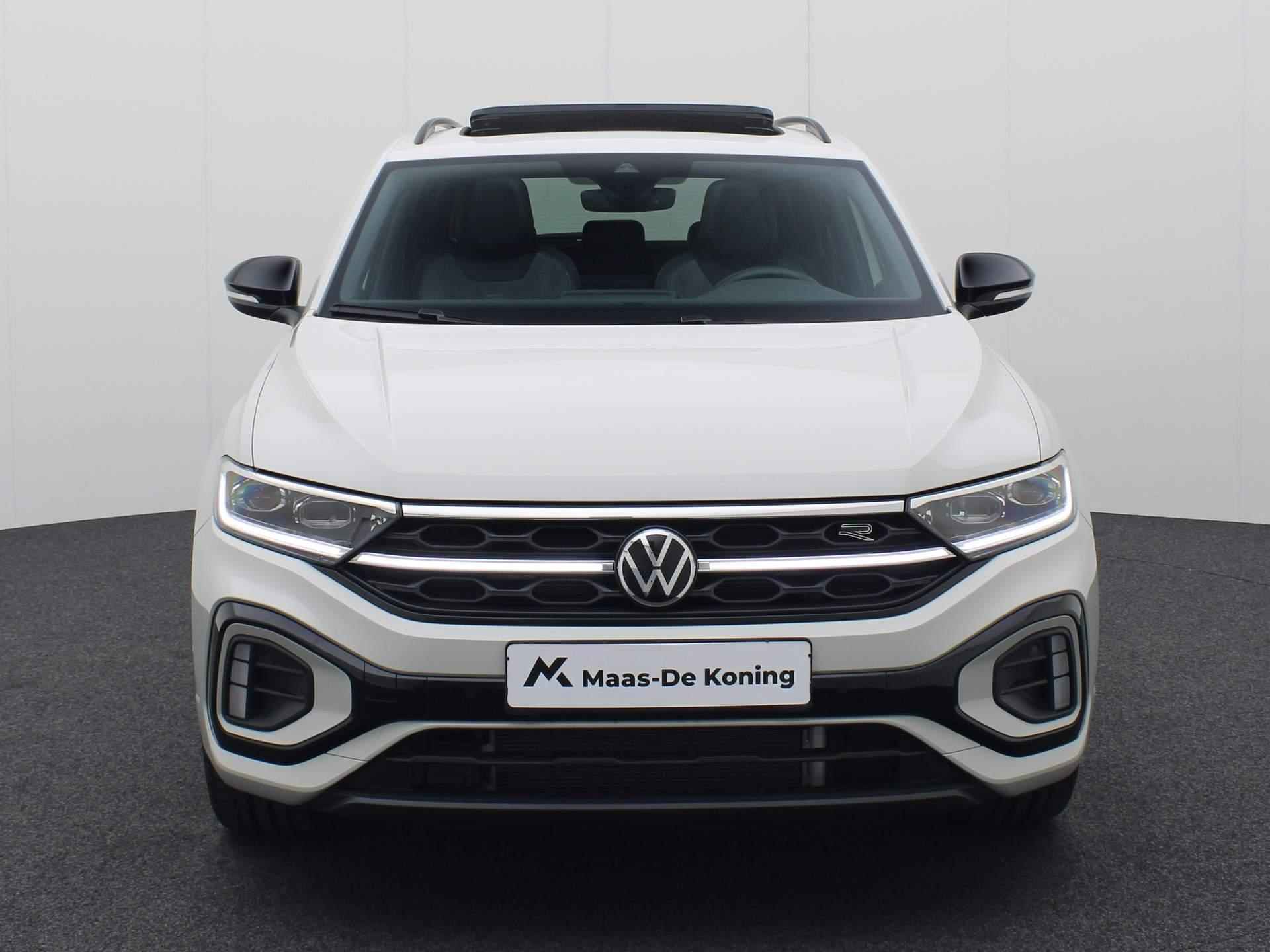 Volkswagen T-Roc 1.5TSI/150PK R-Line Blackstylke DSG · Panoramadak · Parkeersensoren + camera · Stoelverwarming · Garantie tot februari 2026 - 36/48