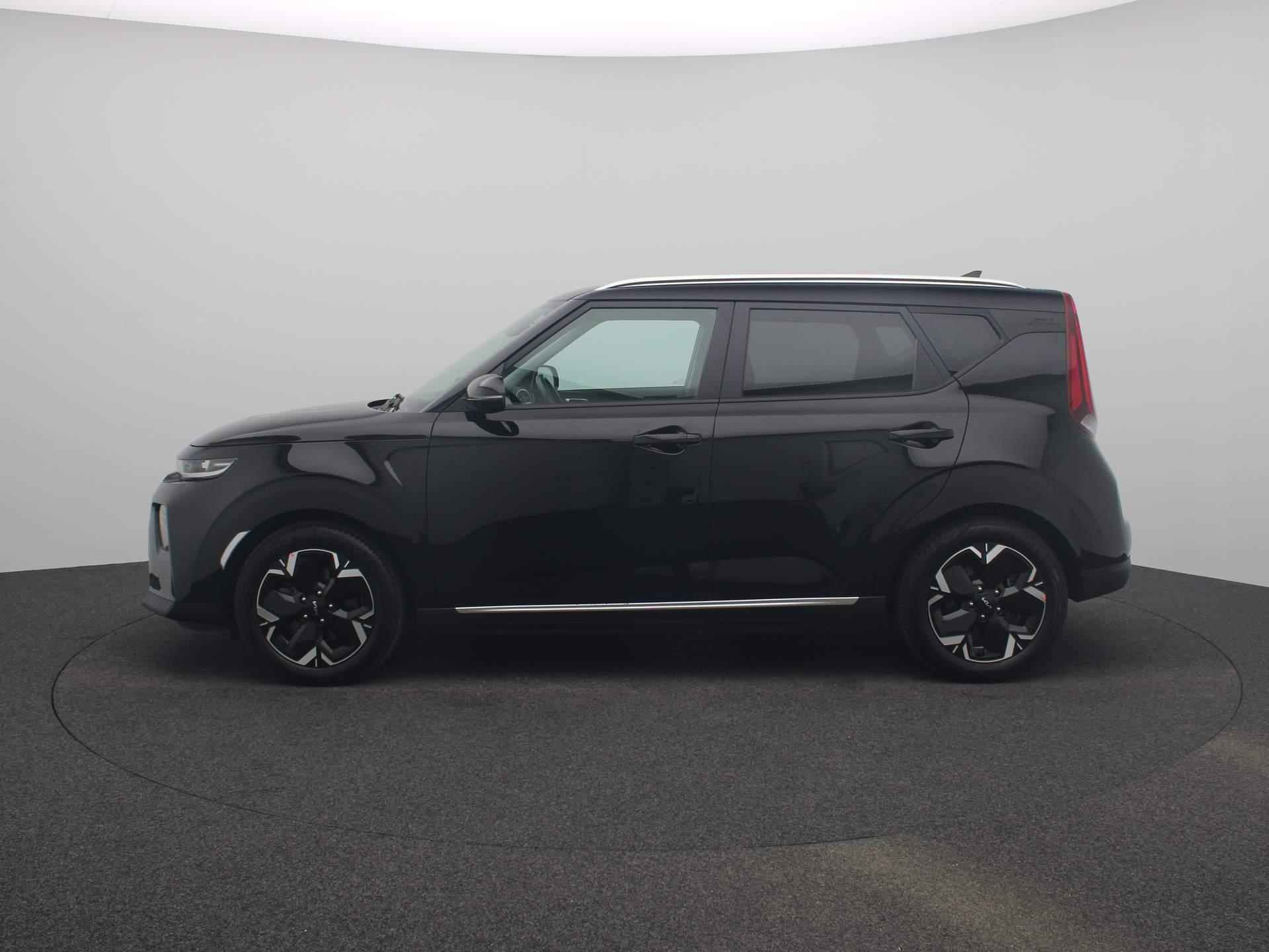 Kia e-Soul ExecutiveLine 64 kWh SEPP € 2.000 | Leder | Keyless | Head-Up | Camera | Stoelverwarming en Koeling | Navi - 45/48