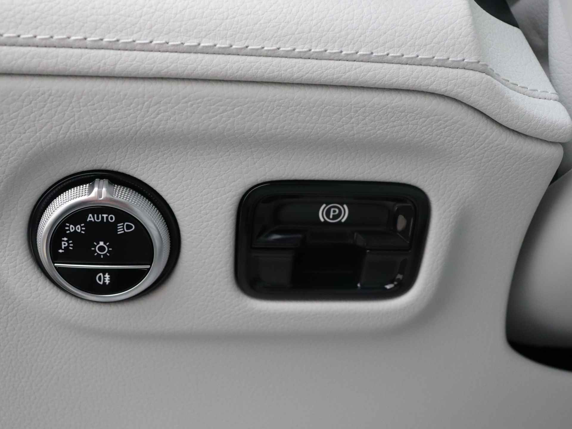 Mercedes-Benz EQE SUV 350+ Sport Edition 96 kWh | Trekhaak | Nightpakket | Premium pakket | Elektrische laadklep | Burmester® 3D-surround sound system | Rijassistentiepakket Plus | KEYLESS GO-comfortpakket | DIGITAL LIGHT | MBUX Augmented reality voor navigatie | - 28/46