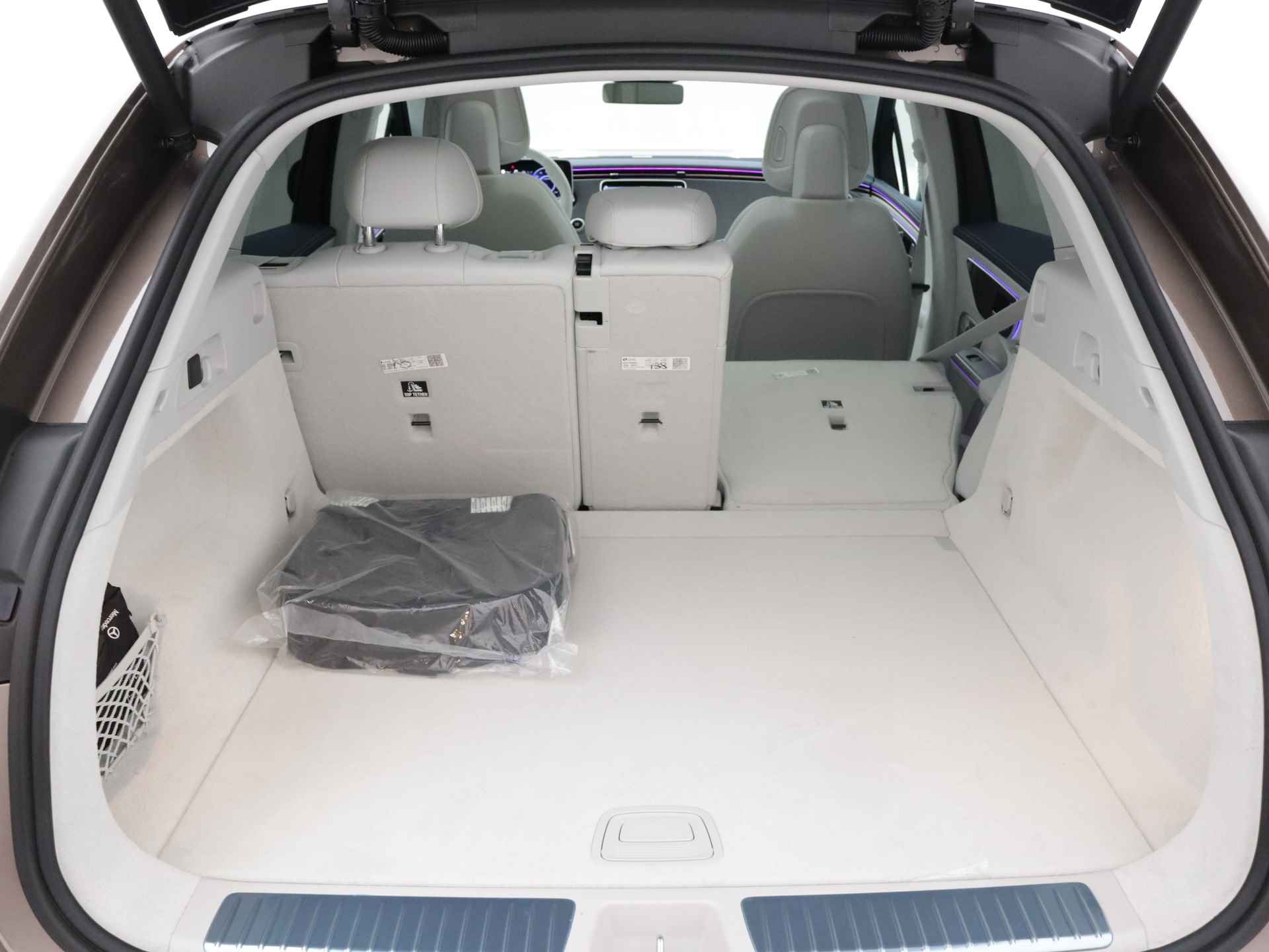 Mercedes-Benz EQE SUV 350+ Sport Edition 96 kWh | Trekhaak | Nightpakket | Premium pakket | Elektrische laadklep | Burmester® 3D-surround sound system | Rijassistentiepakket Plus | KEYLESS GO-comfortpakket | DIGITAL LIGHT | MBUX Augmented reality voor navigatie | - 31/46