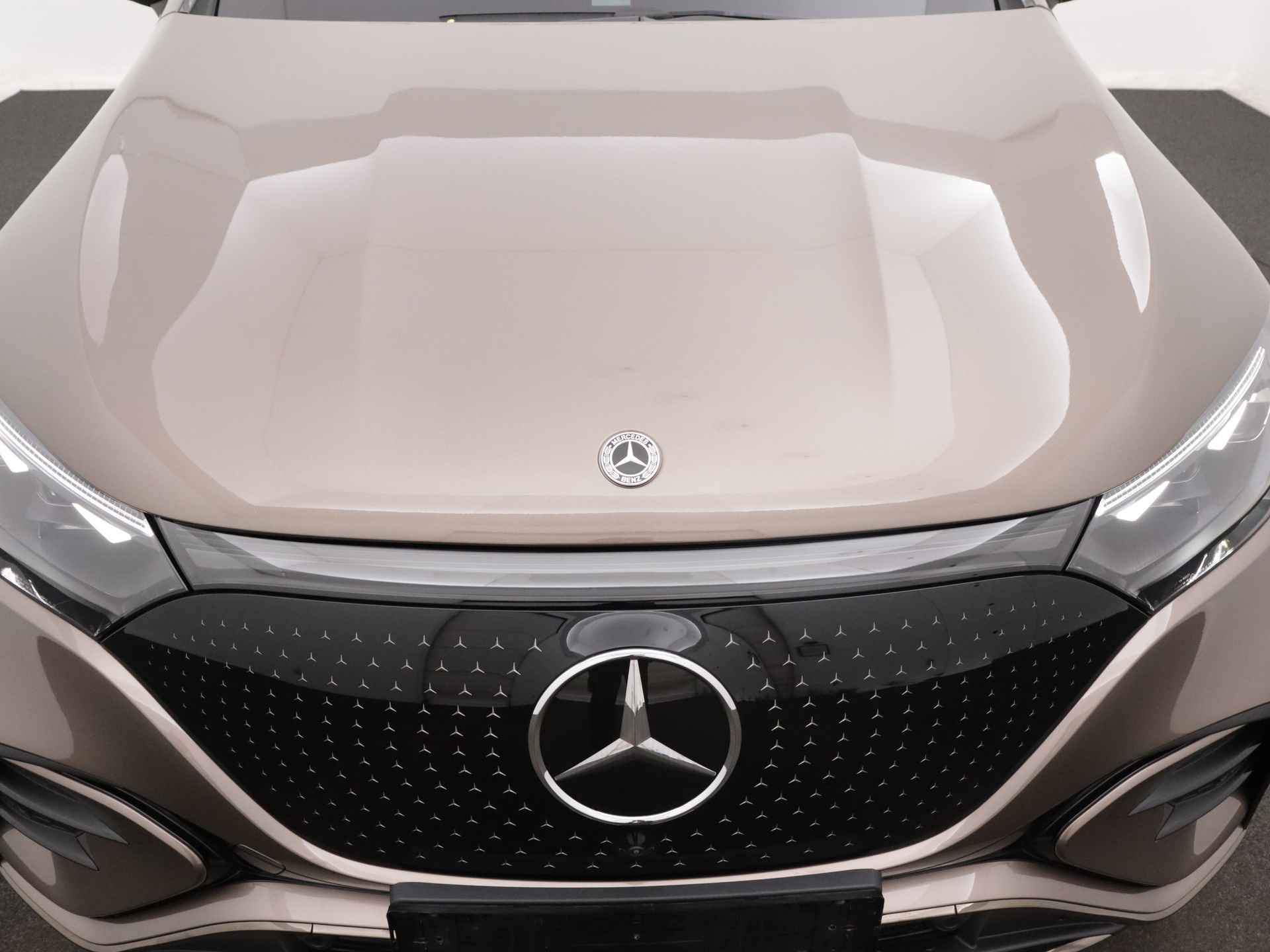 Mercedes-Benz EQE SUV 350+ Sport Edition 96 kWh | Trekhaak | Nightpakket | Premium pakket | Elektrische laadklep | Burmester® 3D-surround sound system | Rijassistentiepakket Plus | KEYLESS GO-comfortpakket | DIGITAL LIGHT | MBUX Augmented reality voor navigatie | - 34/46