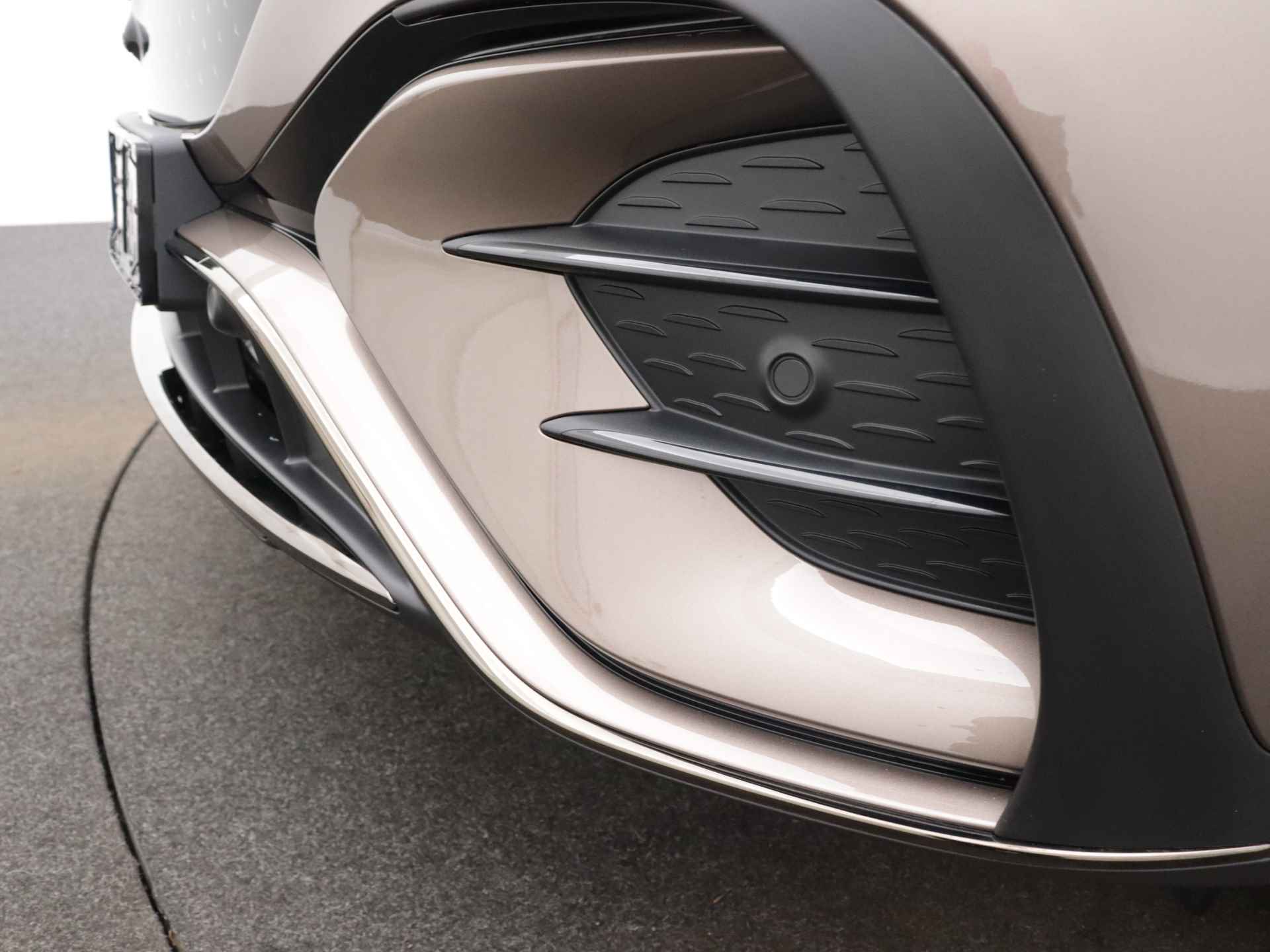 Mercedes-Benz EQE SUV 350+ Sport Edition 96 kWh | Trekhaak | Nightpakket | Premium pakket | Elektrische laadklep | Burmester® 3D-surround sound system | Rijassistentiepakket Plus | KEYLESS GO-comfortpakket | DIGITAL LIGHT | MBUX Augmented reality voor navigatie | - 38/46