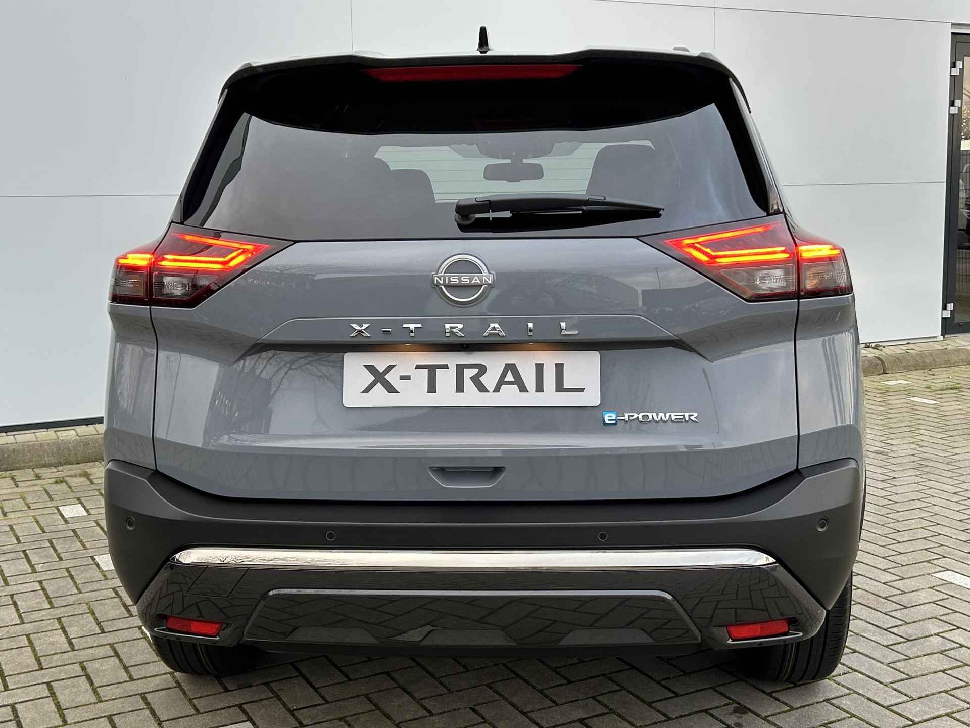 Nissan X-Trail 1.5 e-Power N-Trek Van € 59.000,00 Nu Voor € 48.900,00 - 6/30