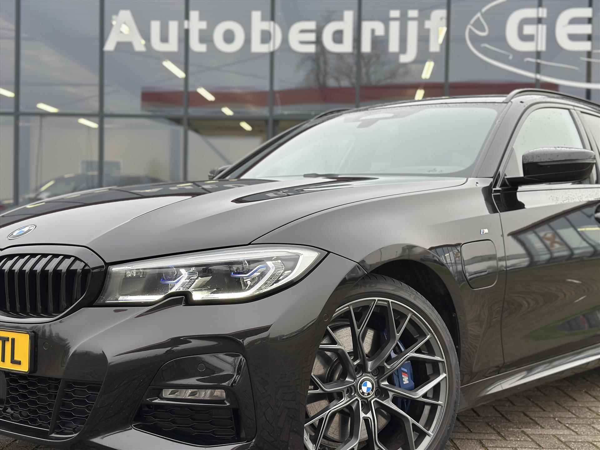 BMW 3-Serie Touring (g21) 330e Touring 292pk / M-Sport Individuel / Lazer / Leder / Pano - 2/68