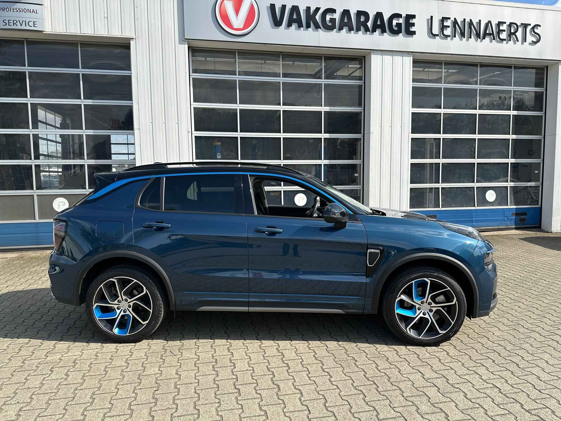 Lynk & Co 01 1.5 PLUG-IN HYBRID (PHEV) 261PK MY22 AUTOMAAT (RIJKLAARPRIJS) - 7/47