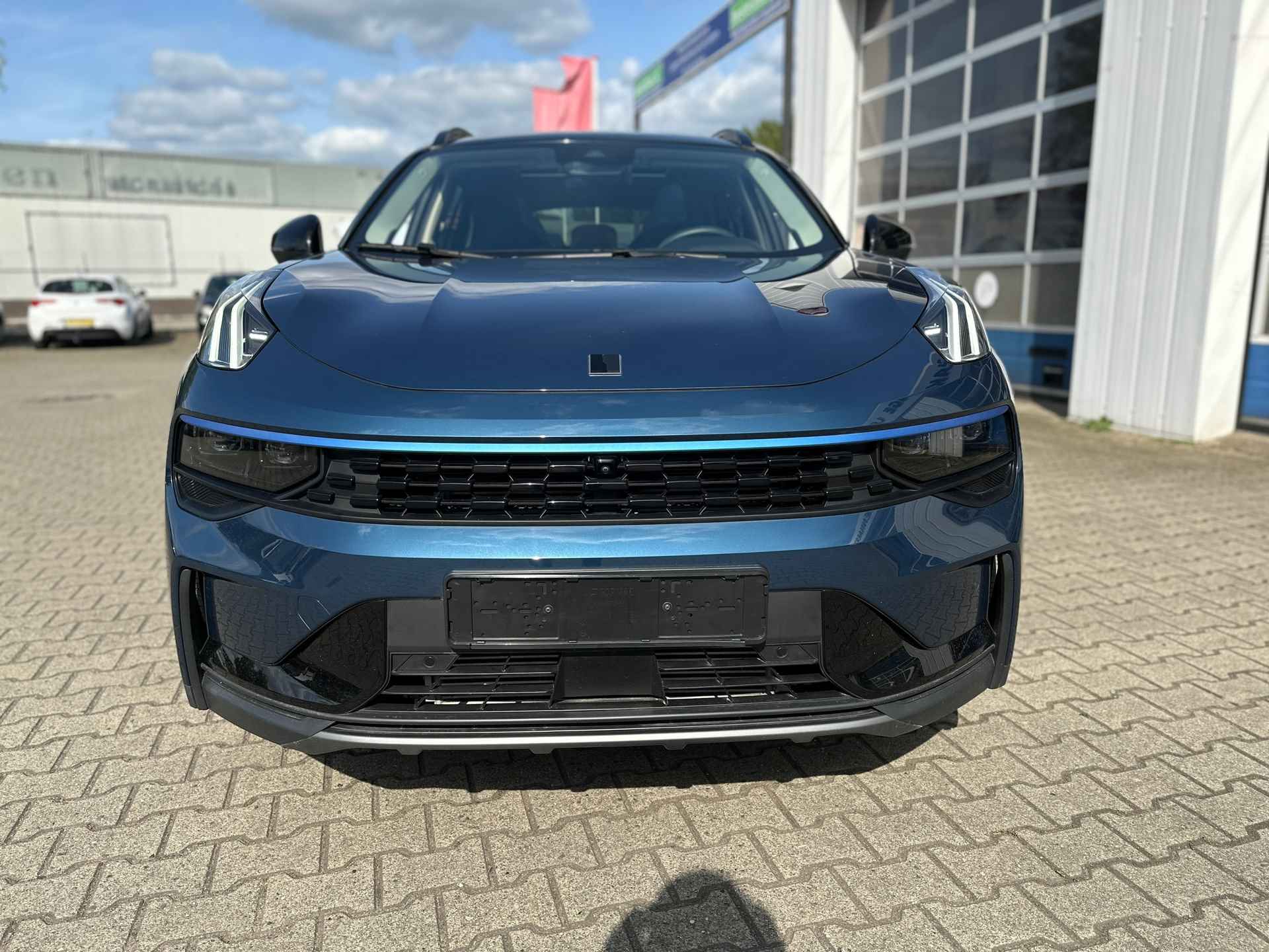 Lynk & Co 01 1.5 PLUG-IN HYBRID (PHEV) 261PK MY22 AUTOMAAT (RIJKLAARPRIJS) - 8/47