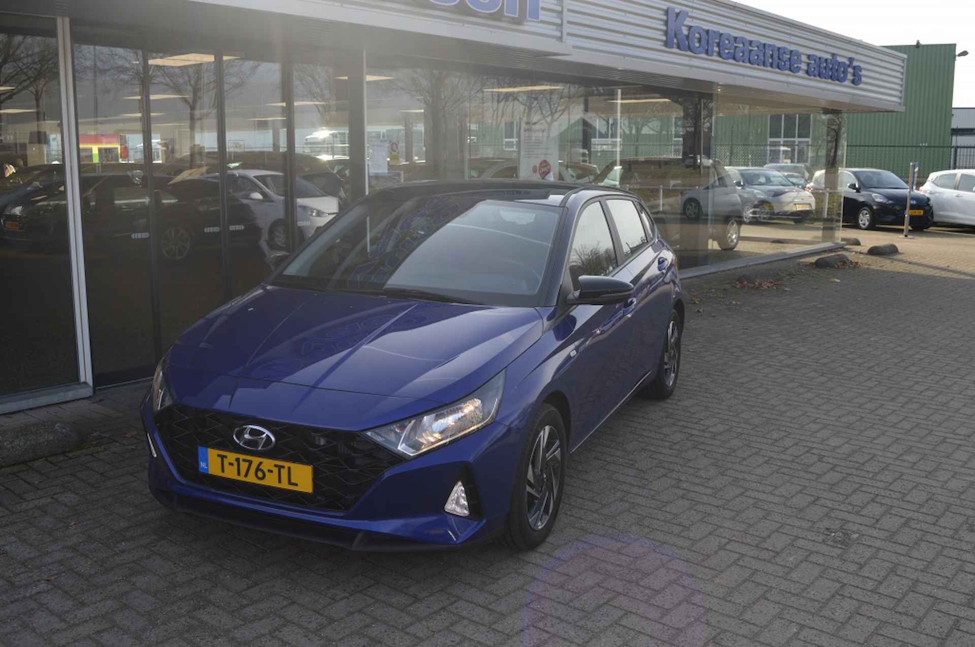 Hyundai i20 1.0 T-GDI Comfort Smart NL-auto Twotone 13.104km! - 2/20