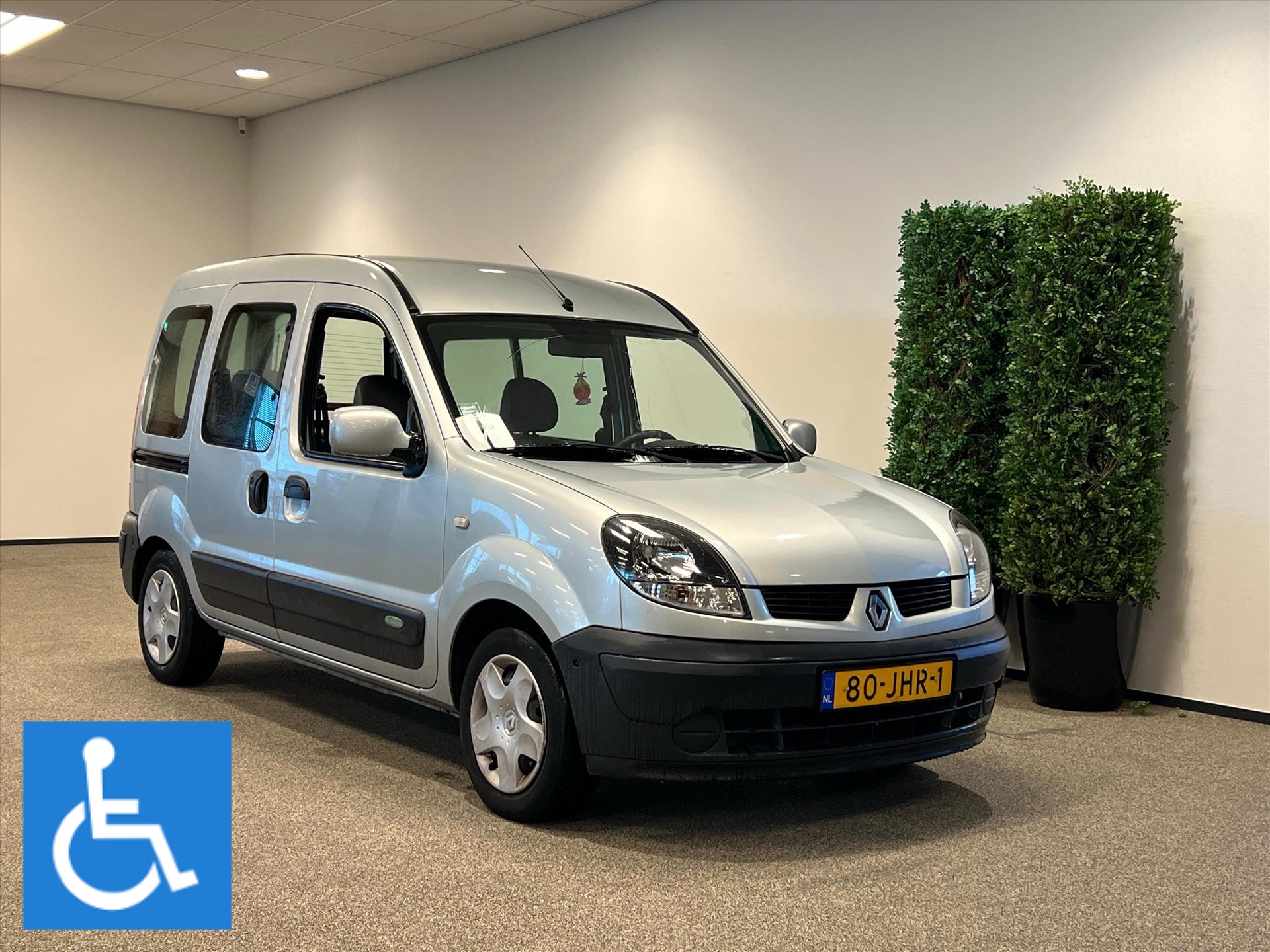Renault Kangoo Rolstoelauto (airco) bij viaBOVAG.nl