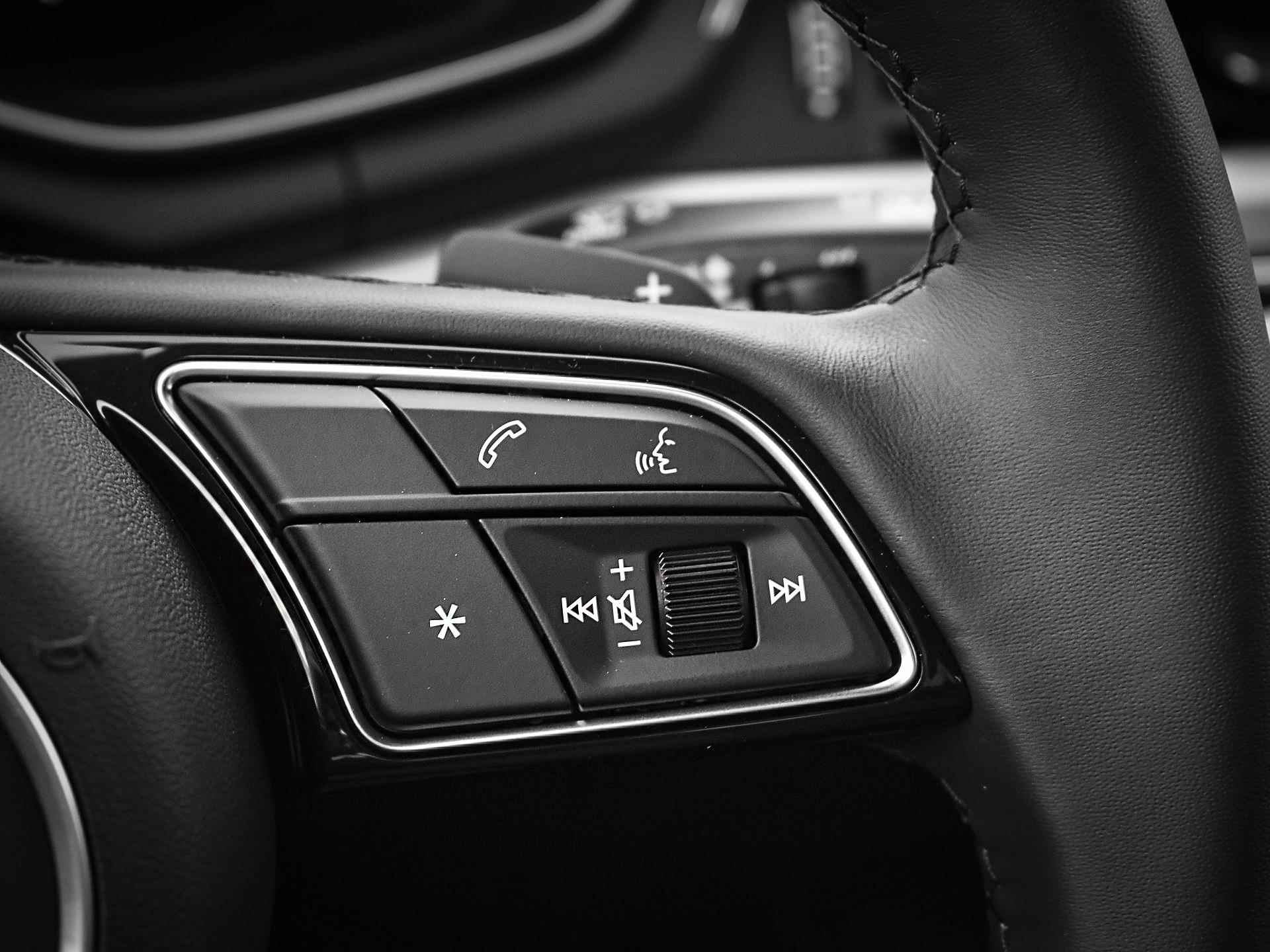 Audi A4 Avant Advanced edition 35 TFSI 110 kW / 150 pk Avant  · MEGA Sale · Stoelverwarming · Parkeerhulp plus · Audi sound system - 36/39