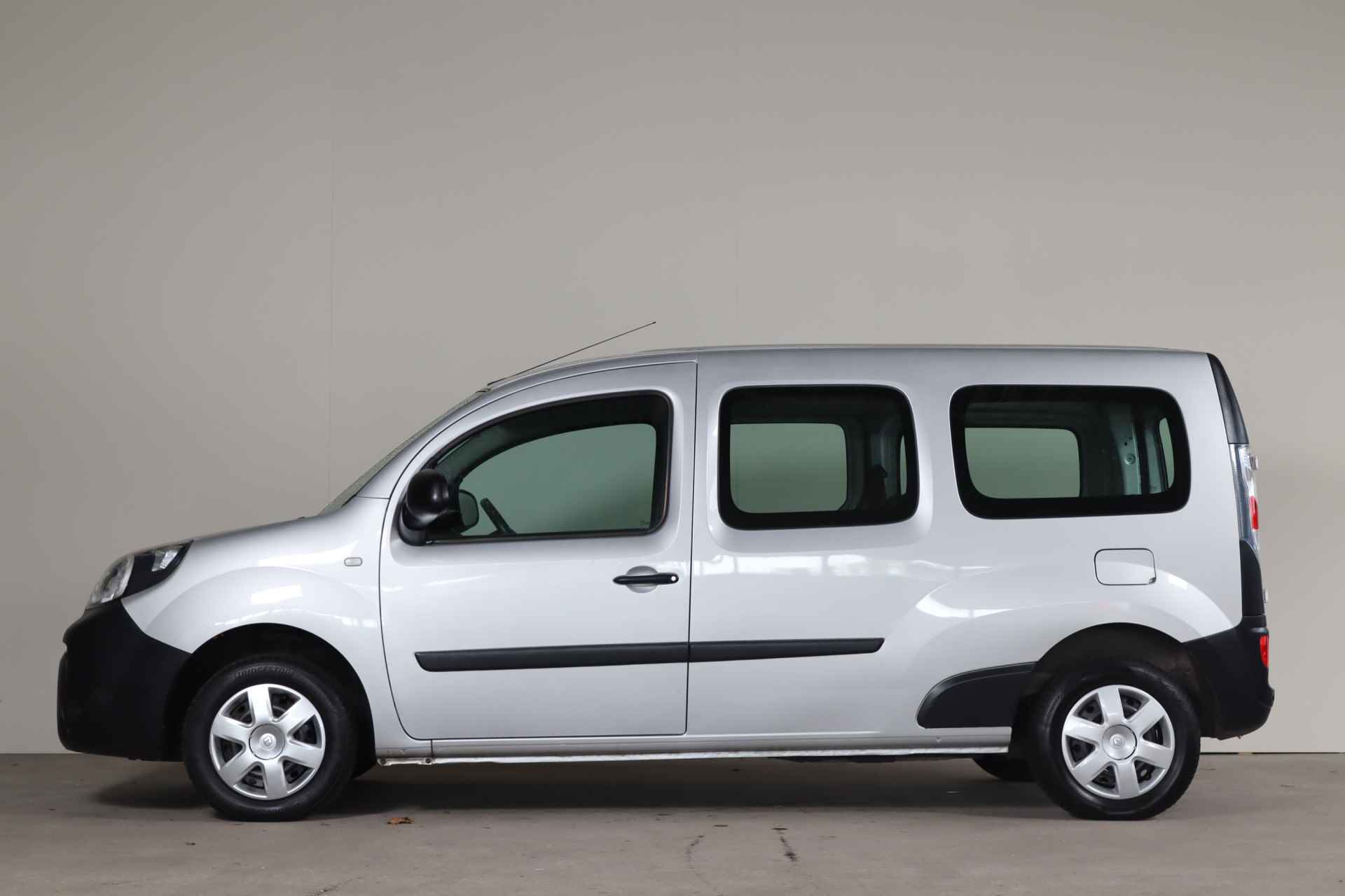 Renault Kangoo Express Z.E. Maxi 5-Persoon's LET OP BEPERKT RIJBEREIK !! - 5/24