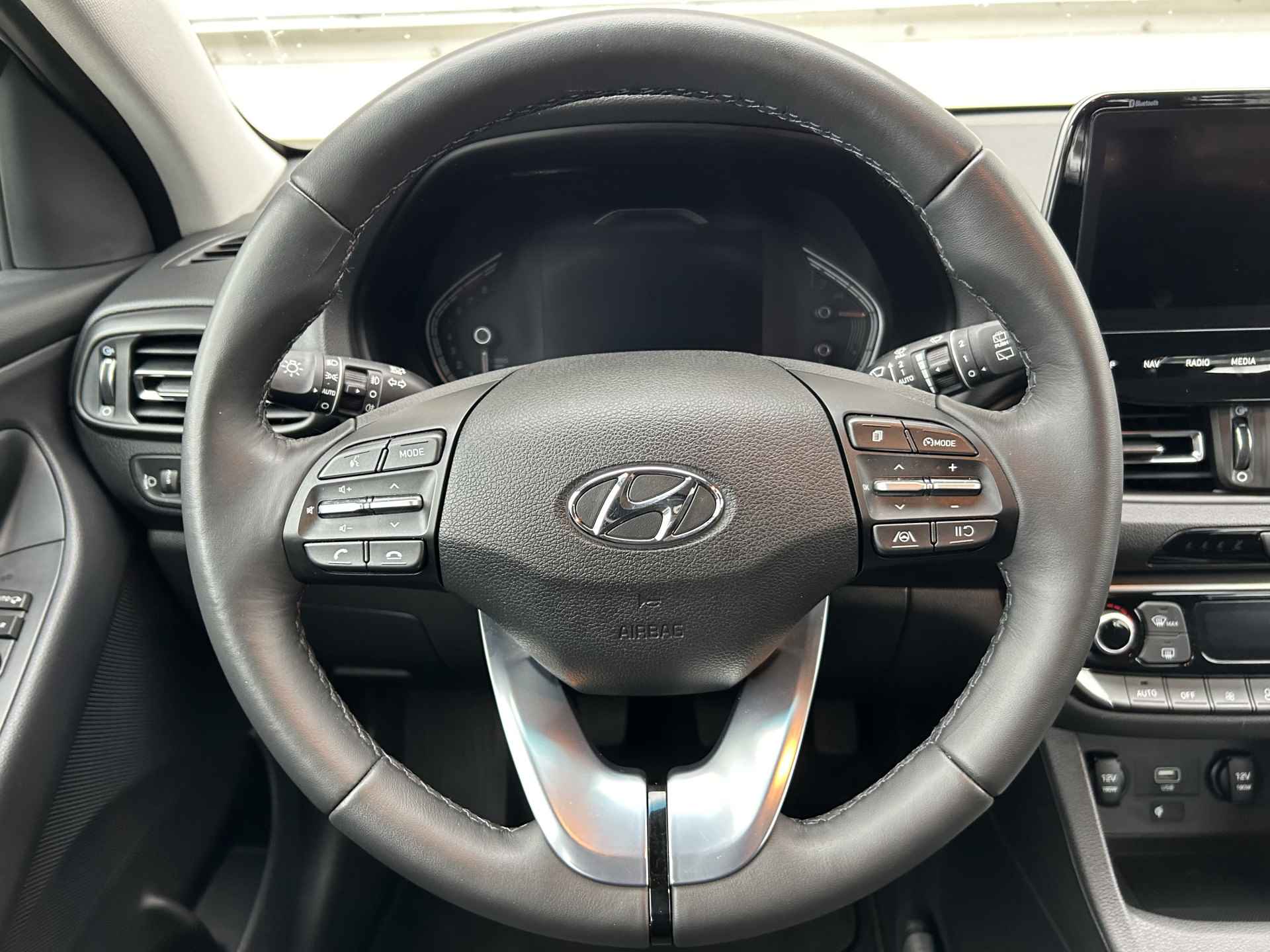 Hyundai i30 Wagon 1.0 T-GDi MHEV Comfort Smart | Navigatie | Camera | Climate Control | Lichtmetalen Velgen | - 7/42