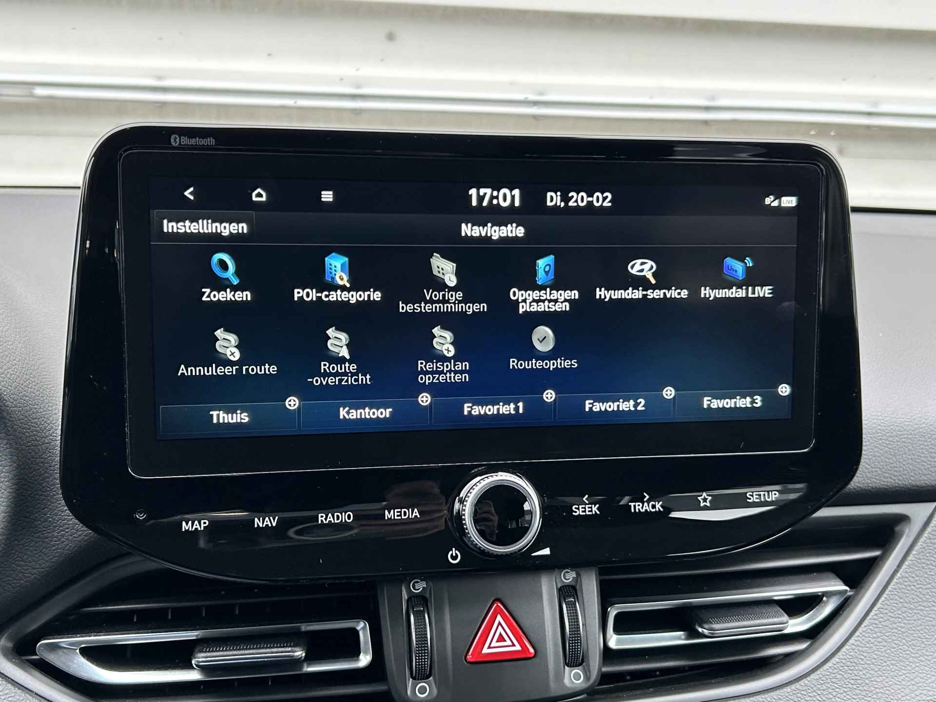 Hyundai i30 Wagon 1.0 T-GDi MHEV Comfort Smart | Navigatie | Camera | Climate Control | Lichtmetalen Velgen | - 16/42