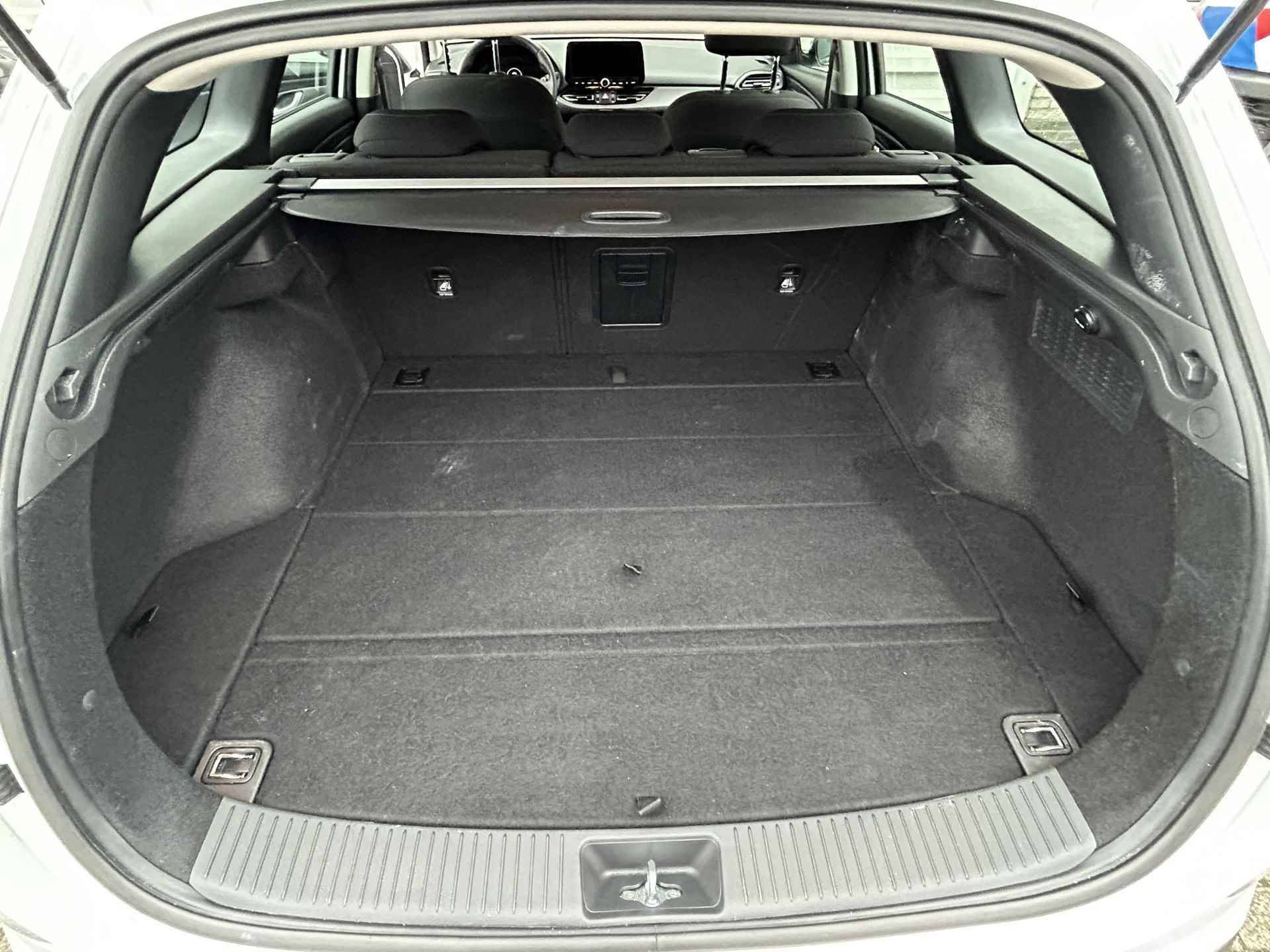 Hyundai i30 Wagon 1.0 T-GDi MHEV Comfort Smart | Navigatie | Camera | Climate Control | Lichtmetalen Velgen | - 40/42