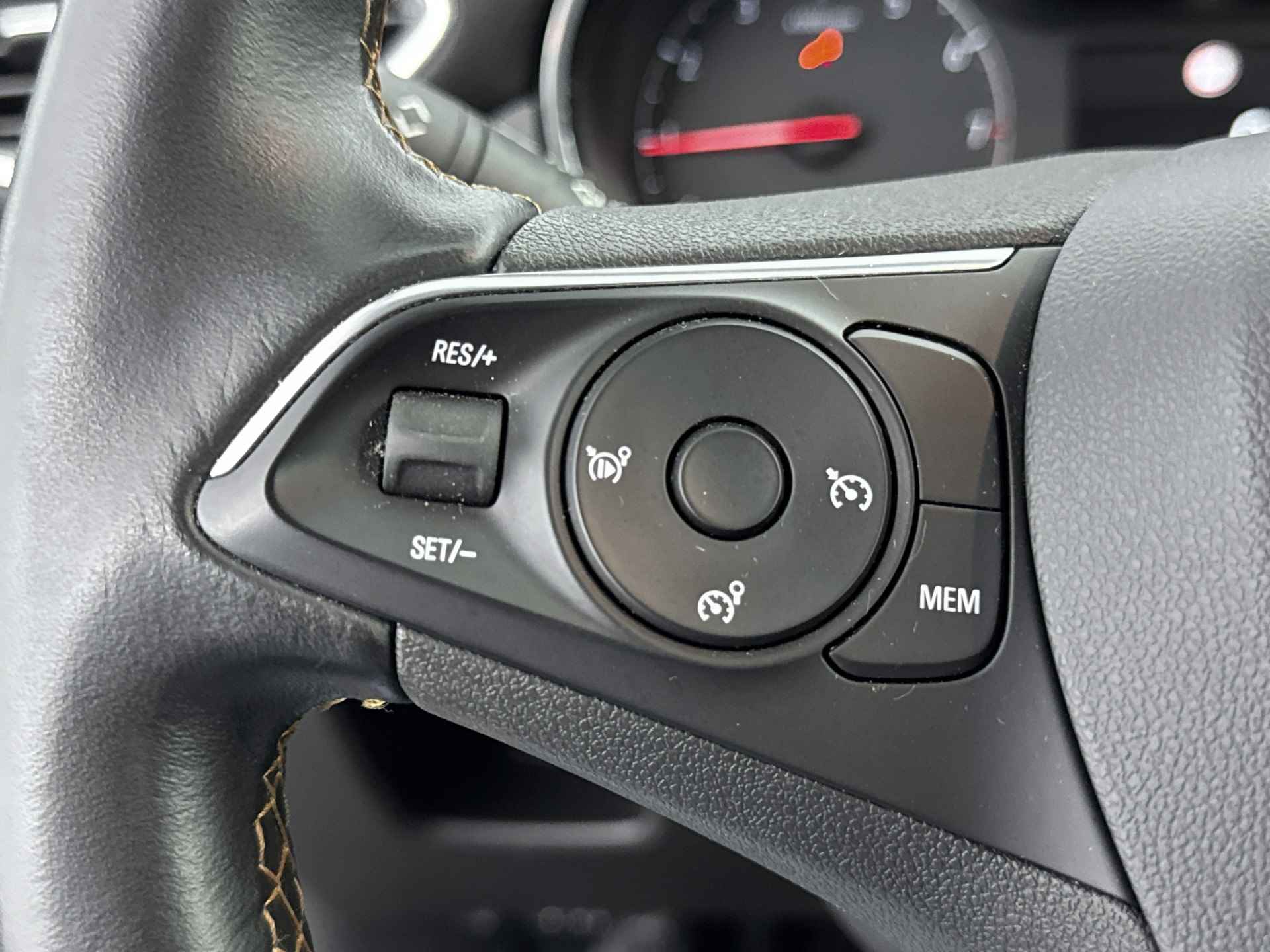 Opel Crossland X 1.2 Turbo Innovation | Navigatie | Trekhaak | Apple Carplay/Android Auto | - 25/41