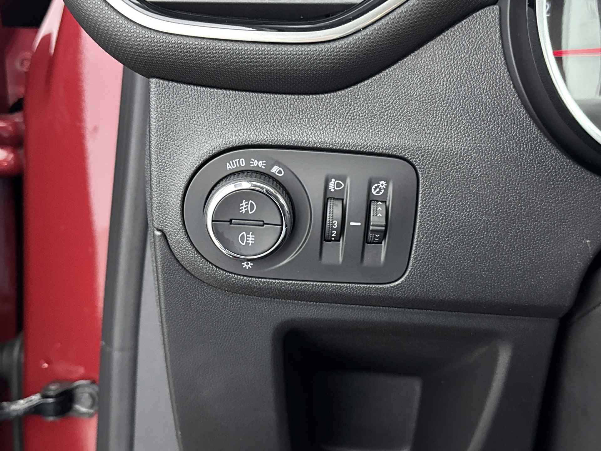 Opel Crossland X 1.2 Turbo Innovation | Navigatie | Trekhaak | Apple Carplay/Android Auto | - 33/41