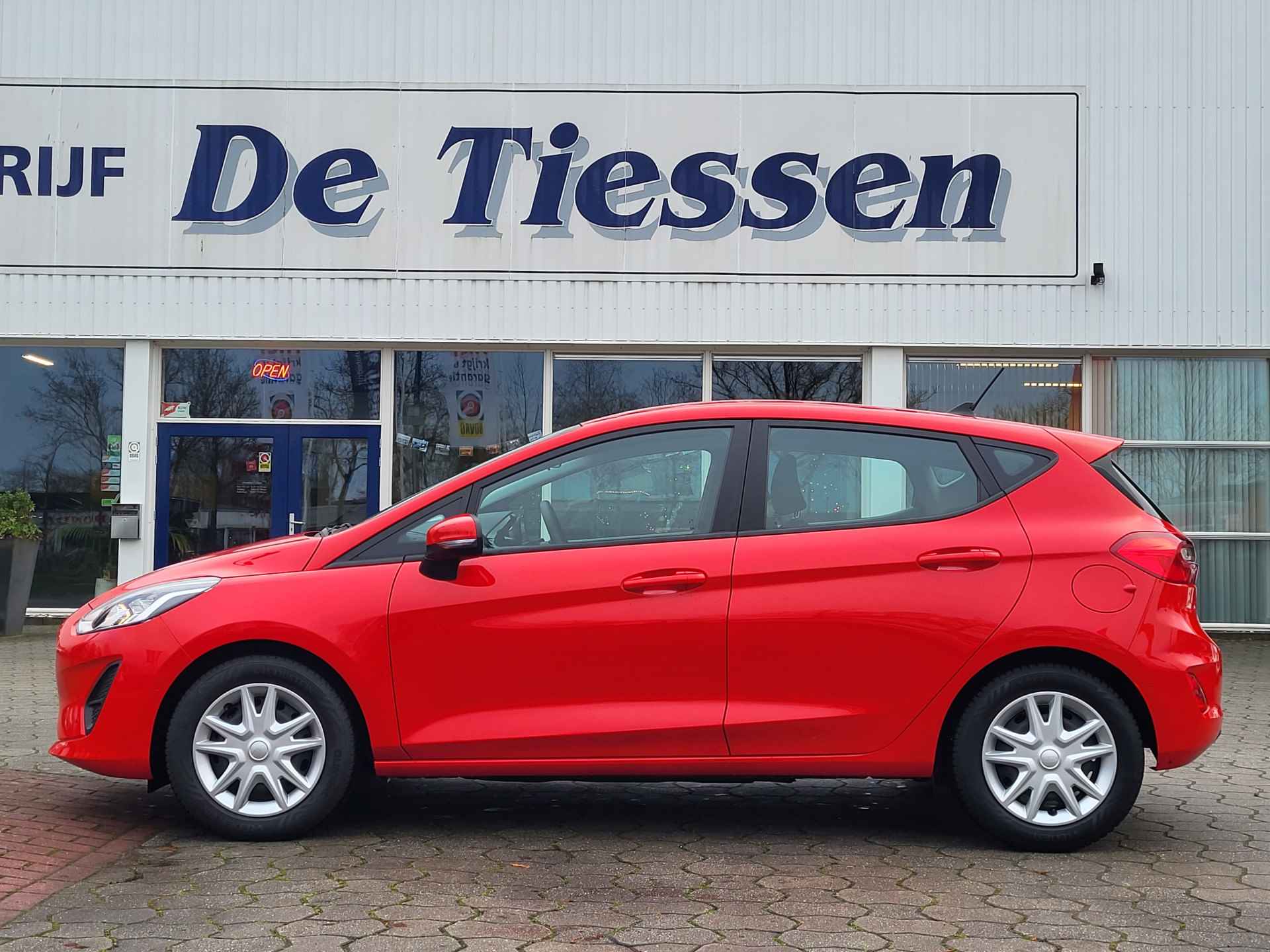 Ford Fiesta 1.0 EcoB. 95 PK Connected, Navi, Cruise, Carplay, Rijklaar met beurt & garantie! - 3/34