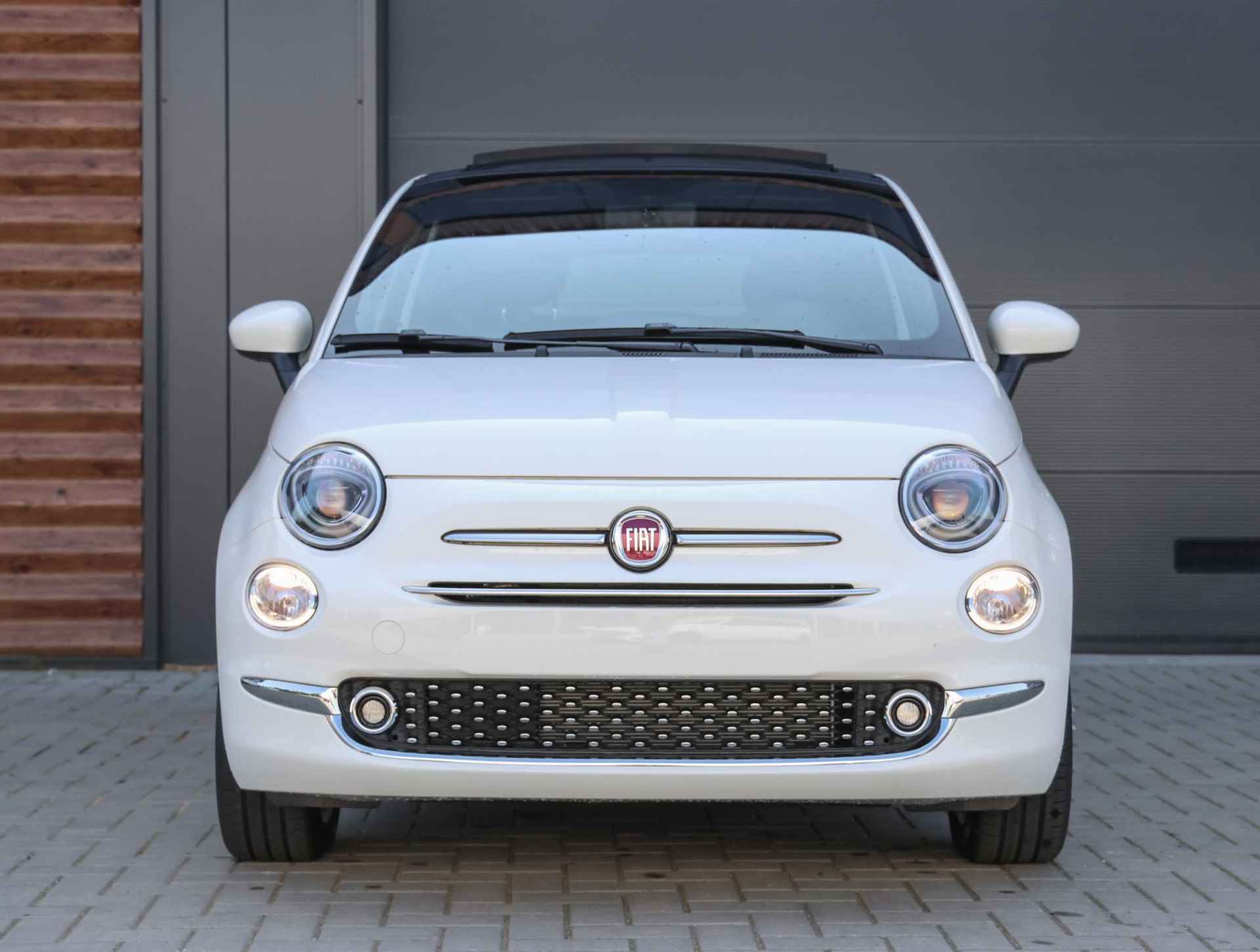 Fiat 500 C 69pk Hybrid Dolcevita Finale (Direct rijden!!/Climate/AppleCarPlay/15"LMV Velg/7"scherm!!) - 32/39