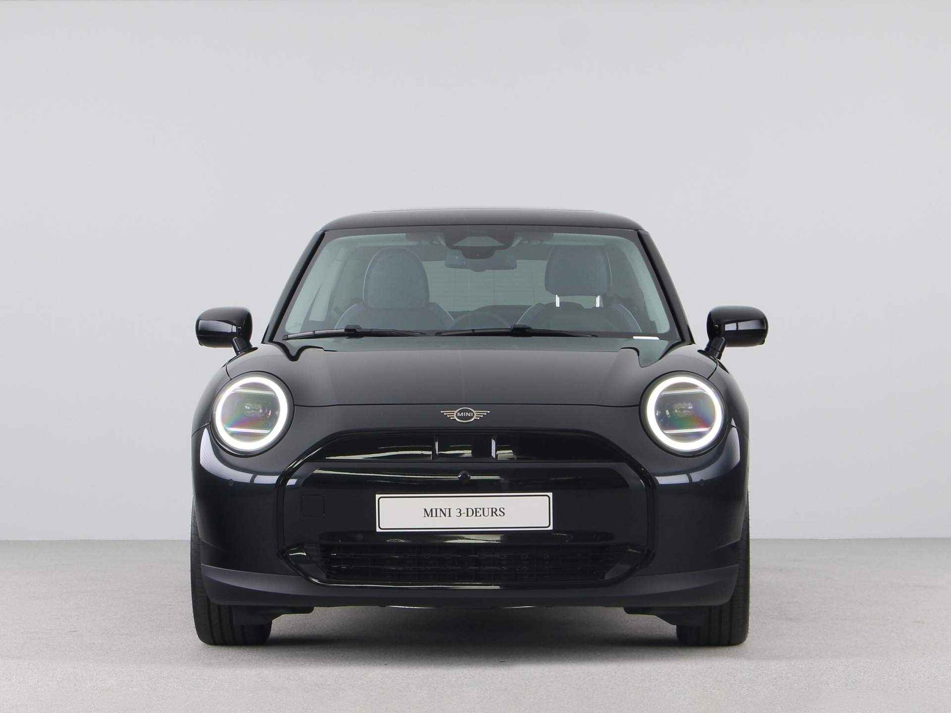 MINI Cooper E Classic Pakket L PRIVATE LEASE EUR 378,- (48 mnd/10.000 km incl. SEPP subsidie) - 6/24