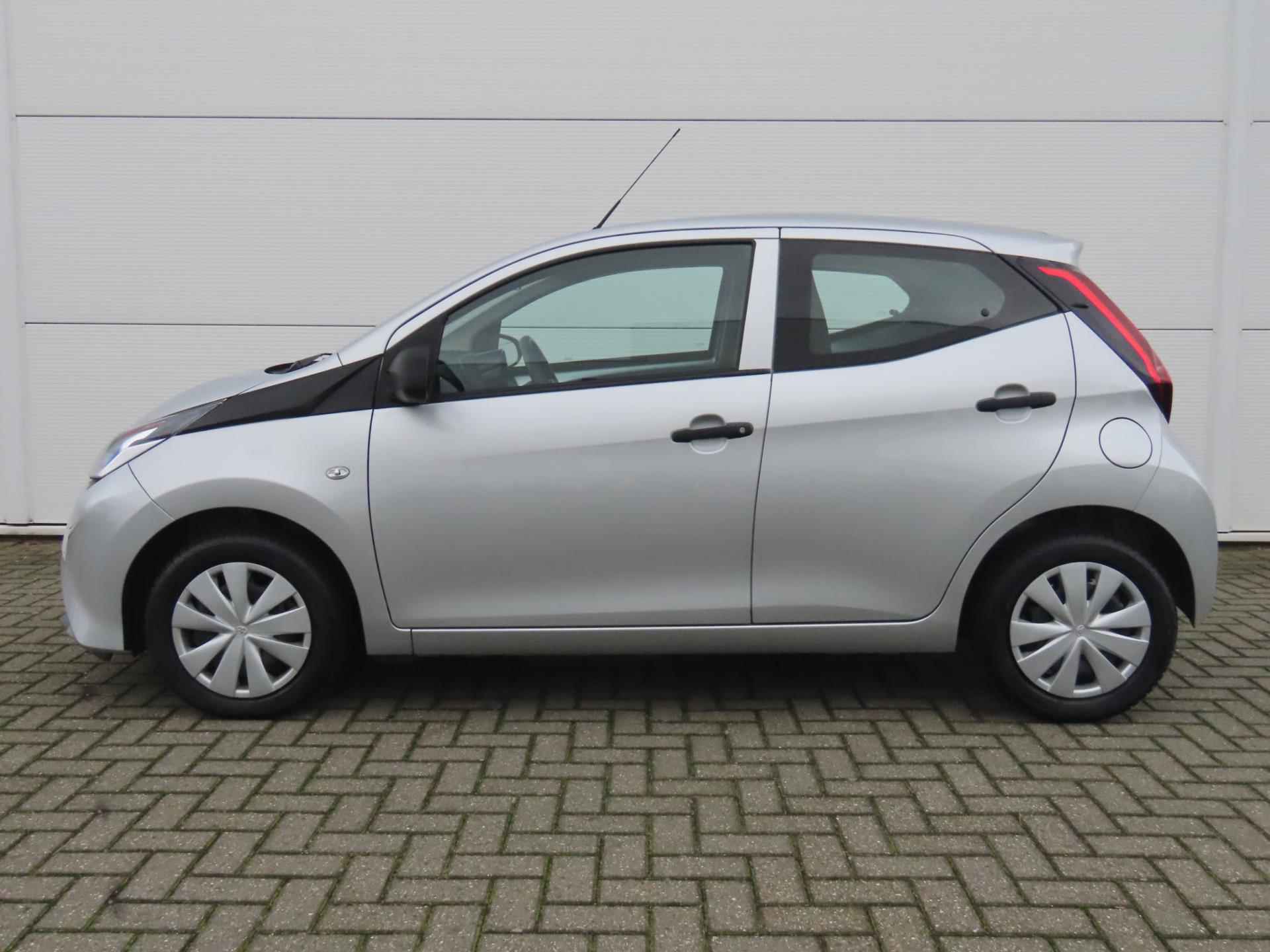 Toyota Aygo 1.0 VVT-i X- Fun uitvoering / Cruise control - 6/27