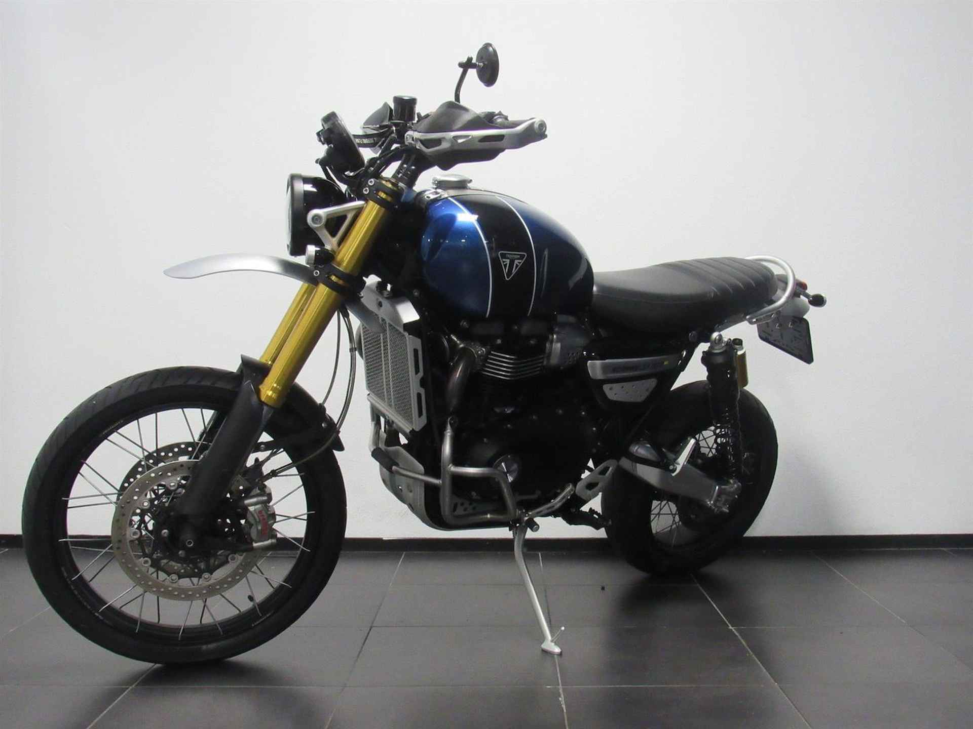 Triumph SCRAMBLER 1200 XE - 2020 - 3/13