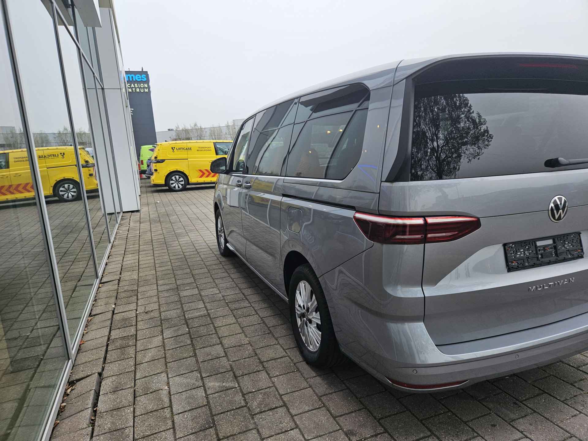 Volkswagen Multivan 1.4 eHybrid 218PK L2 Life | LED MATRIX | Pano | 7 zits - 11/26