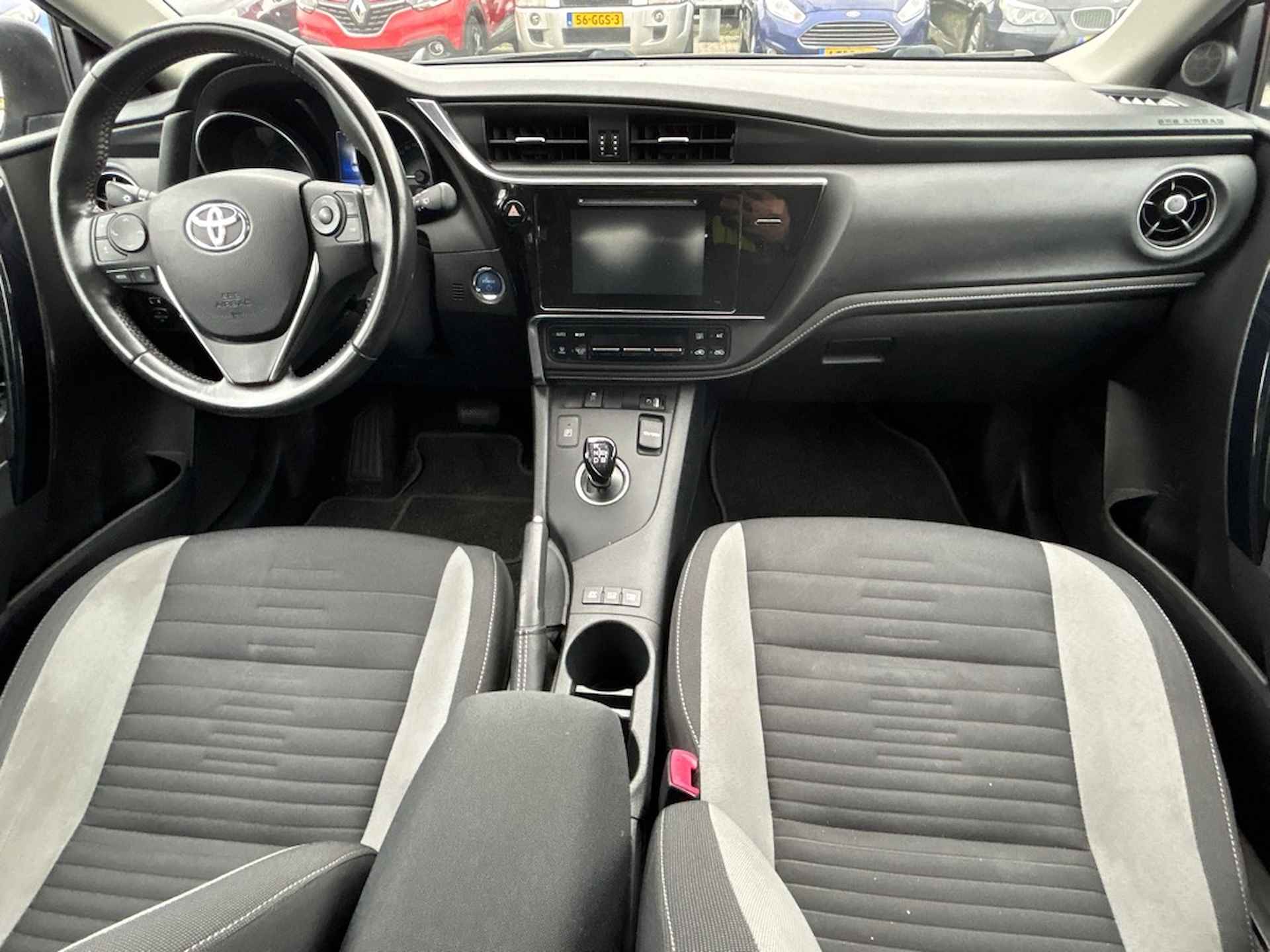 Toyota Auris Touring Sports 1.8 Hybr. Aspiration - 10/26