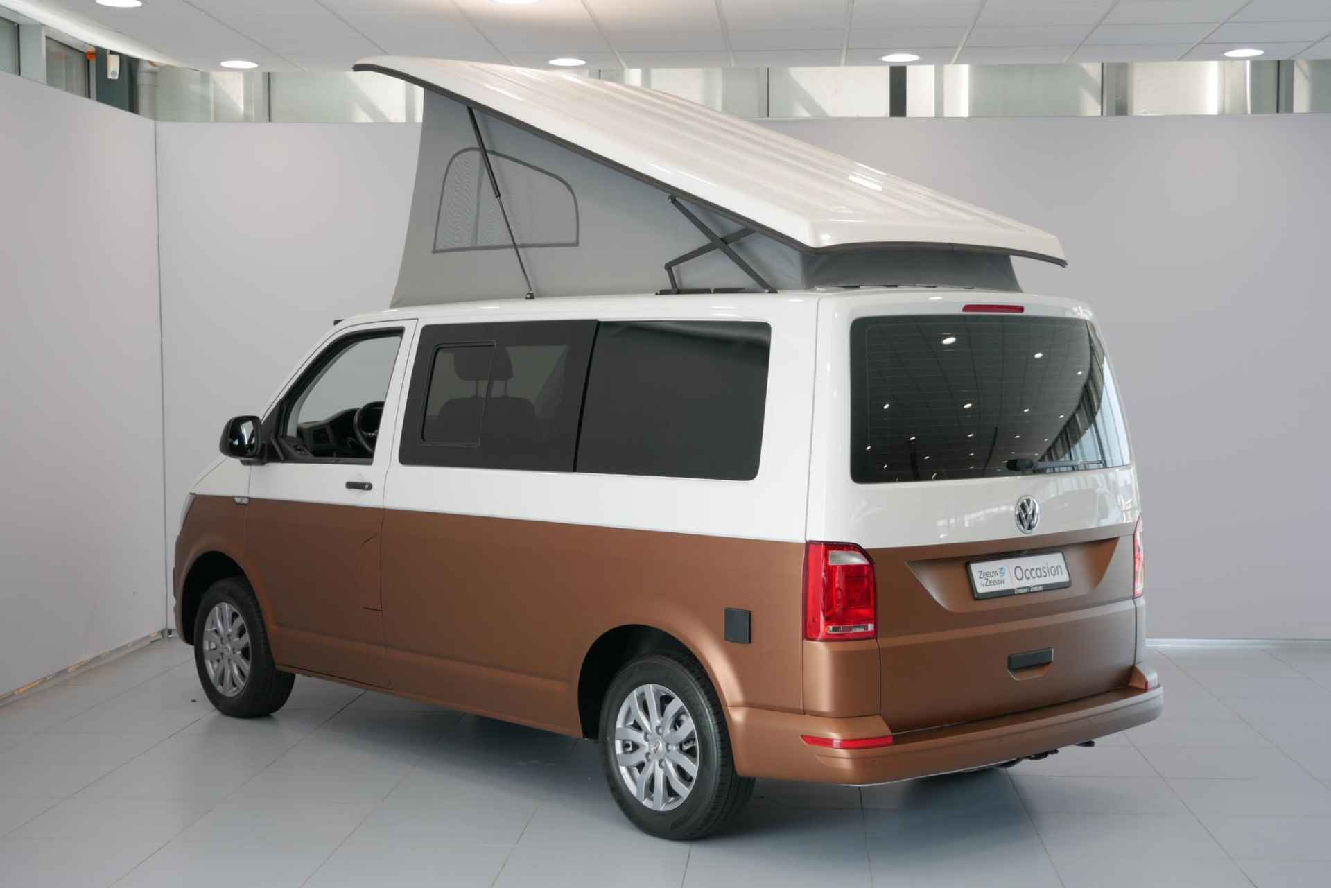 Volkswagen Transporter 2.0 TDI L1H1 28 Highline Navi+Camera*Automaat*Adaptive Cruise control*5 zitplaatsen*Interieur als nieuw*Zeer nette camper*Lage KM Stand - 8/47