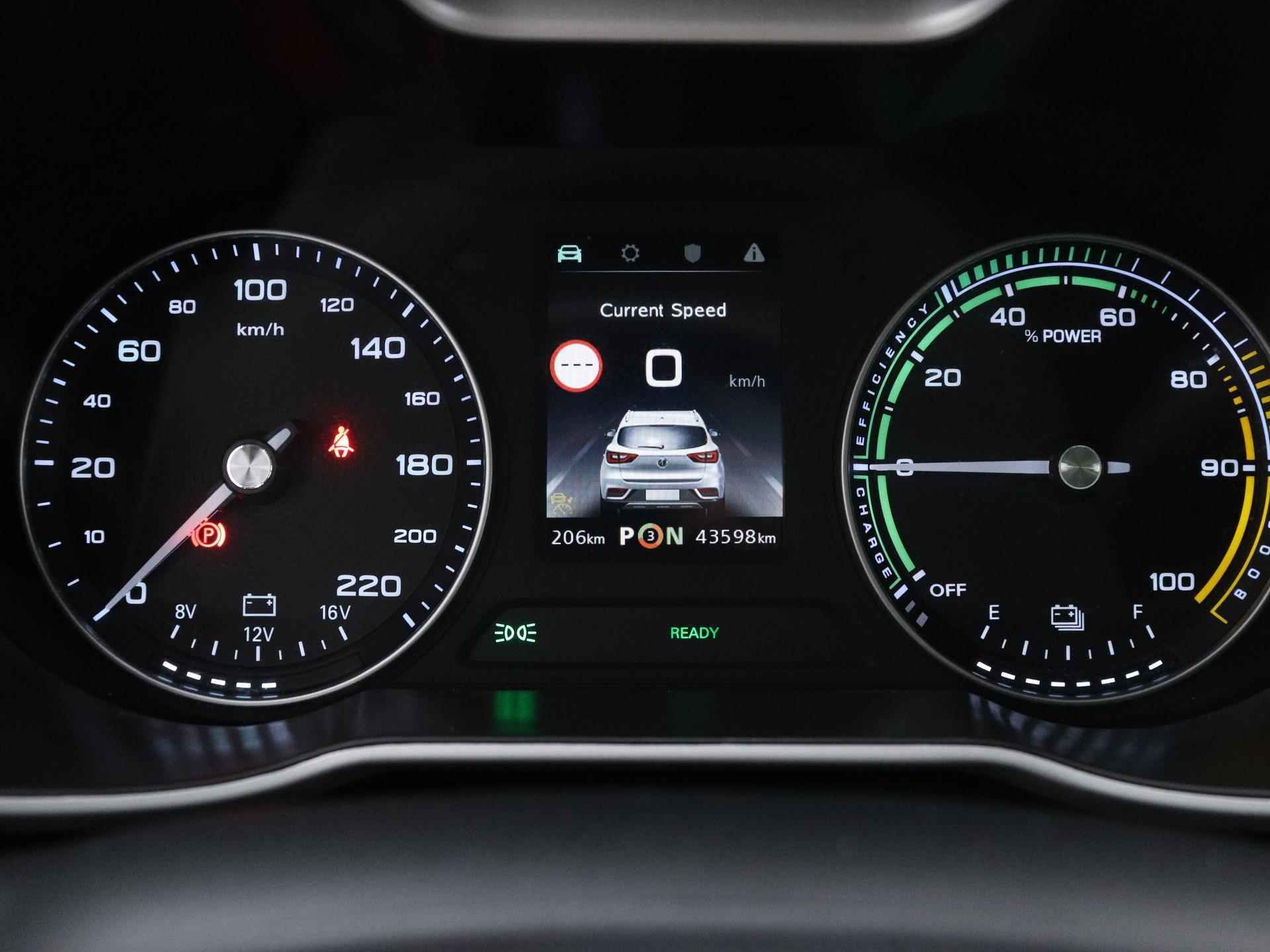 MG ZS EV Luxury 45 kWh | WLTP 263 KM | Panorama/ Schuif-Kanteldak | DAB | Navigatie | Adapt. Cruise Control | LMV | Airco | Stoel Verwarming Voor  | - 19/20