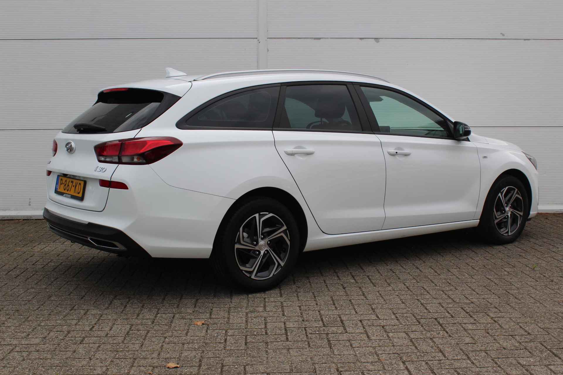 Hyundai i30 Wagon 1.0 T-GDi MHEV Comfort Smart / Trekhaak Afneembaar (1000 KG) / Navigatie + Apple Carplay/Android Auto / Cruise Control / Keyless Entry & Start / Achteruitrijcamera / - 3/41