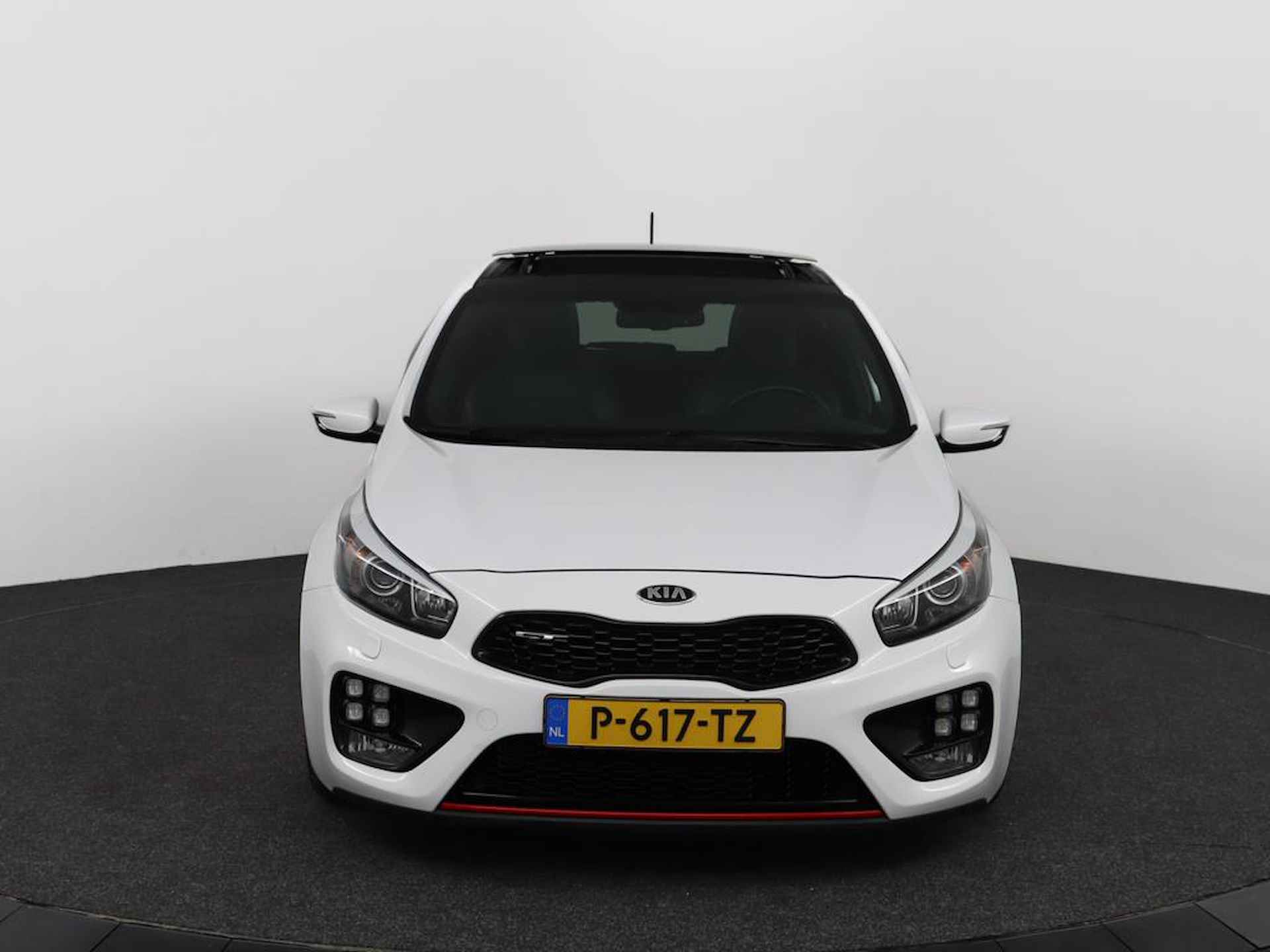 Kia Pro_cee'd 1.6 GT |204 PK | Stoelverwarming | Pano - 8/32