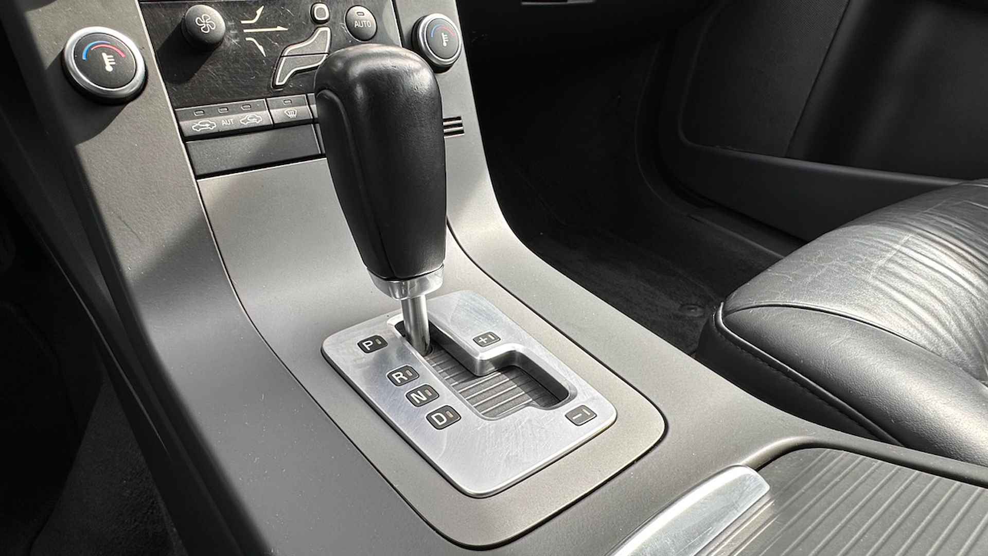 Volvo V70 2.0F Kinetic | Leder | Stoelverwarming | Automaat - 20/32