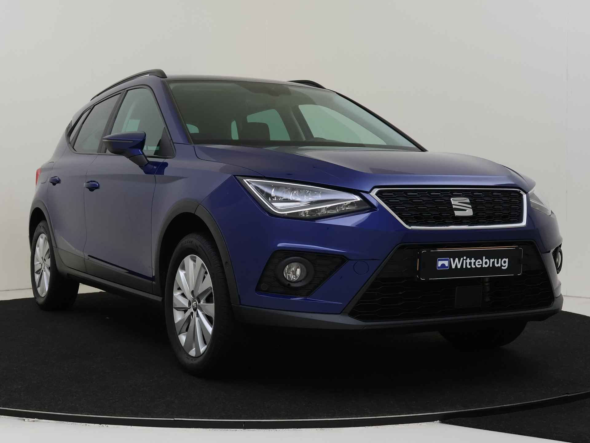 SEAT Arona 1.0 TSI Style Business Intense 95 pk | Climate Control | Navigatie | Parkeer hulp Voor en Achter - 4/35