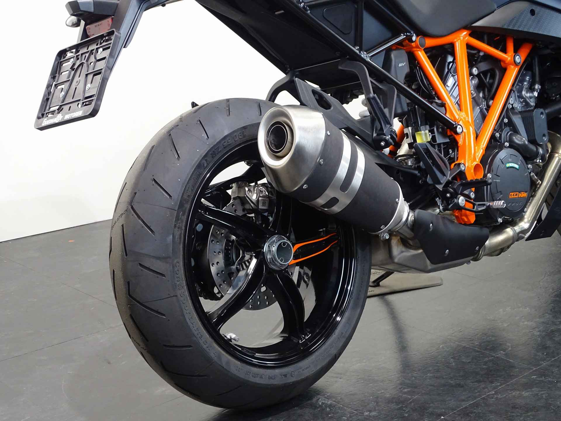 KTM 1290 SUPER DUKE GT - 6/12