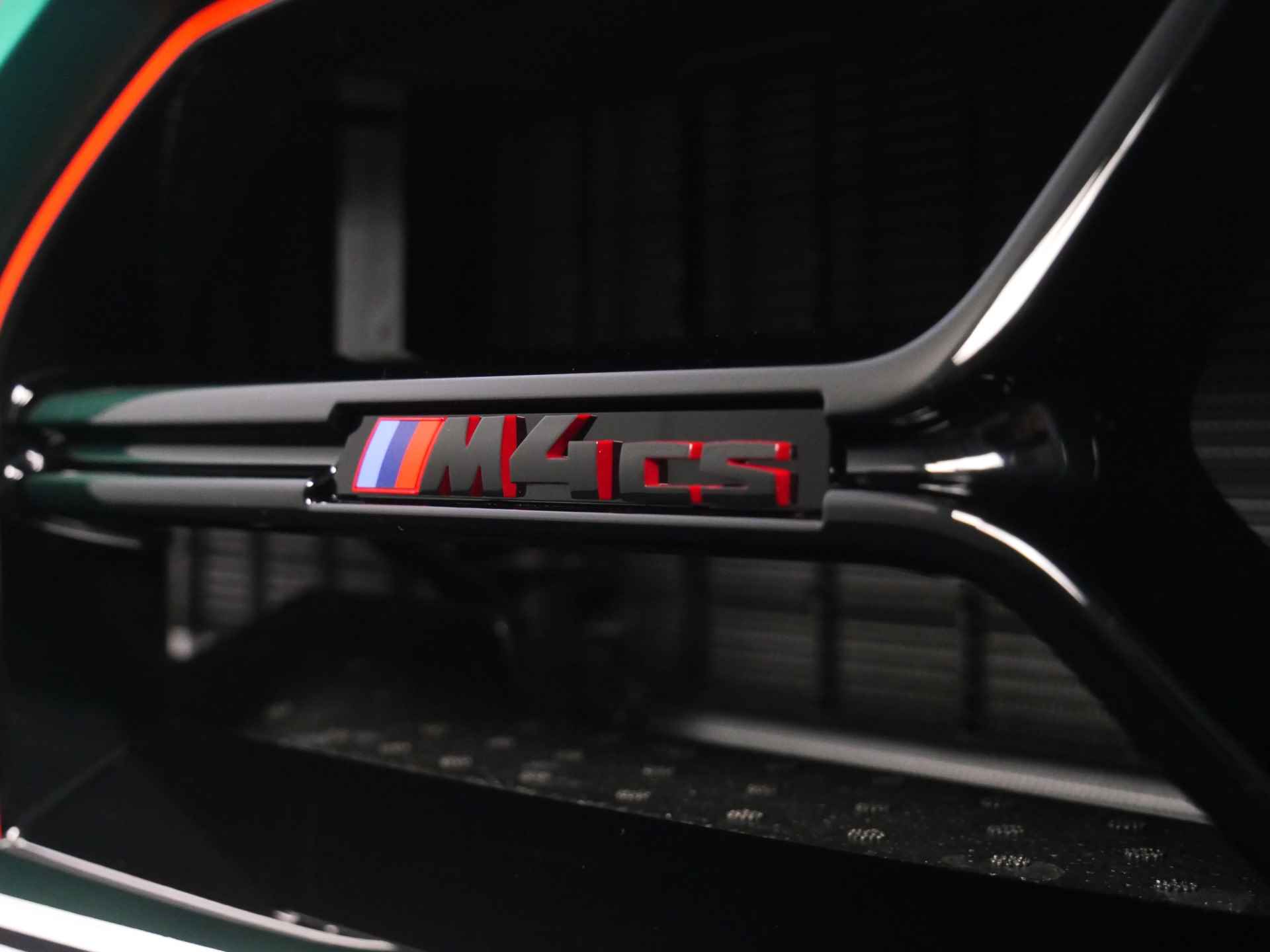 BMW 4 Serie Coupé M4 CS High Executive Automaat / M Drive Professional / M Carbon kuipstoelen / M Carbon-keramische remmen / M Adaptief onderstel / Adaptieve LED - 42/53