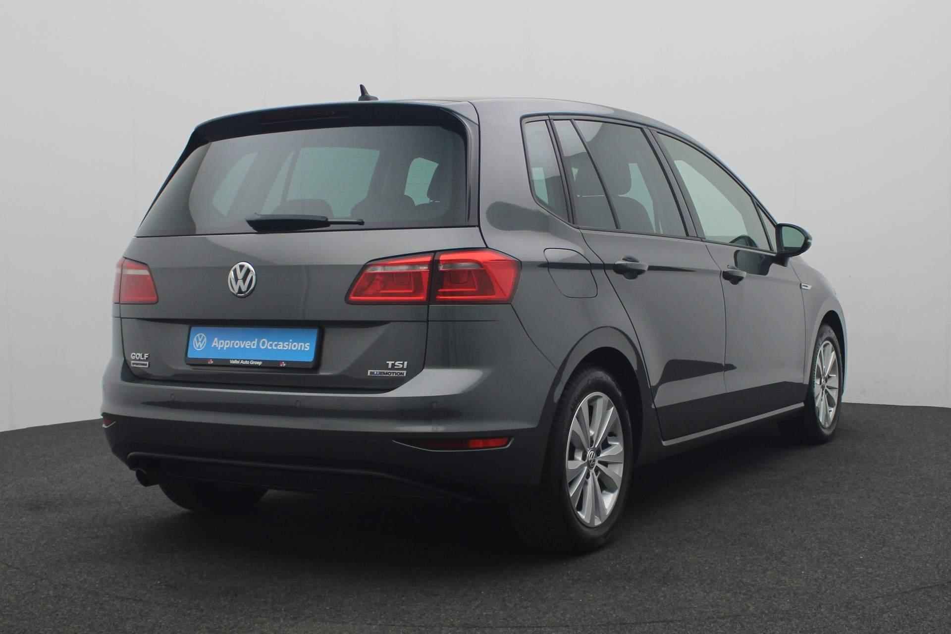 Volkswagen Golf Sportsvan 1.0 TSI 115PK DSG Comfortline - Origineel NL | Trekhaak | Navi | Parkeersensoren voor/achter | Cruise | Clima | 16 inch | Apple Carplay / Android Auto - 5/35