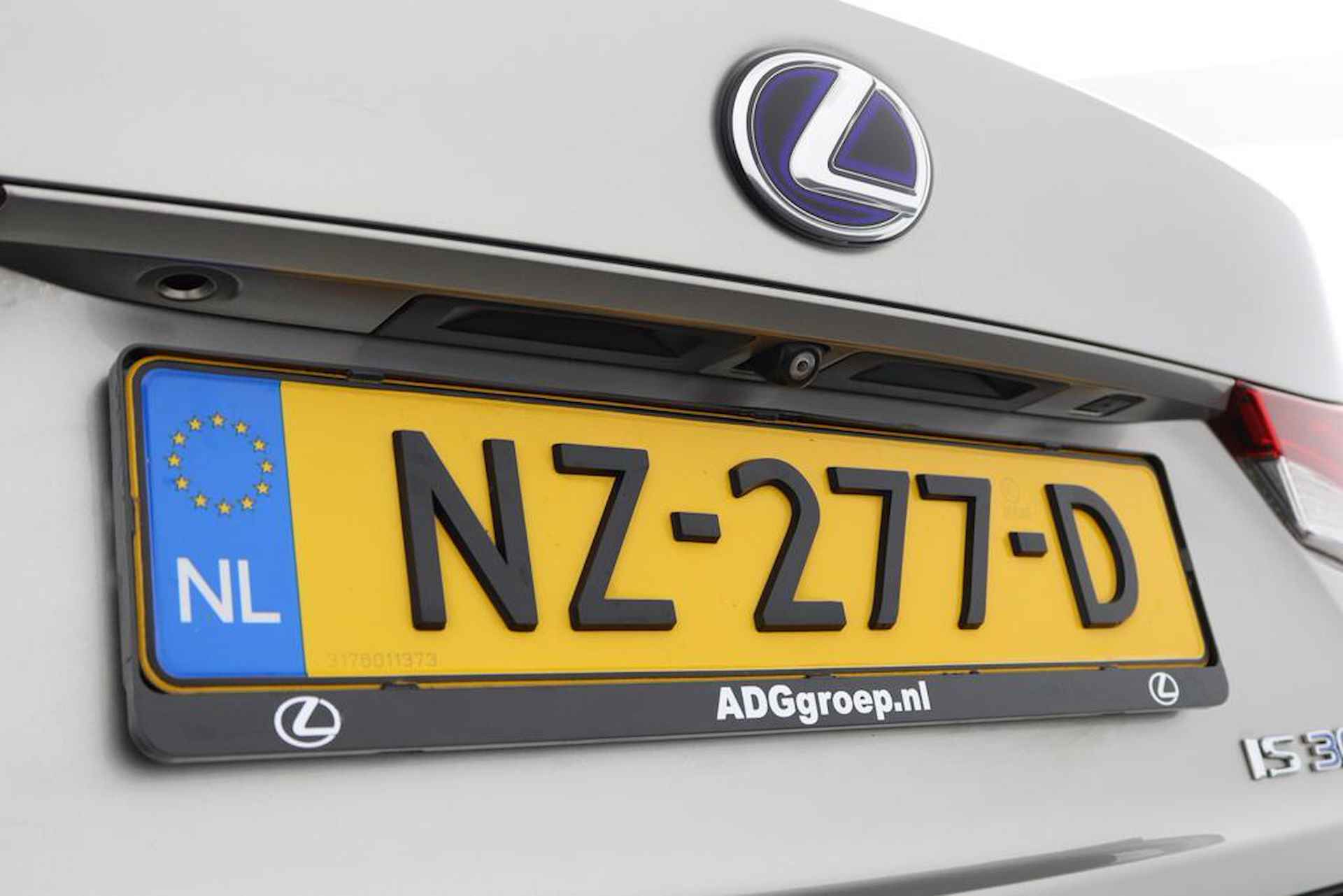 Lexus IS 300h Hybrid Business Line | Dealeronderhouden | Parkeersensoren | Regensensor | - 35/48