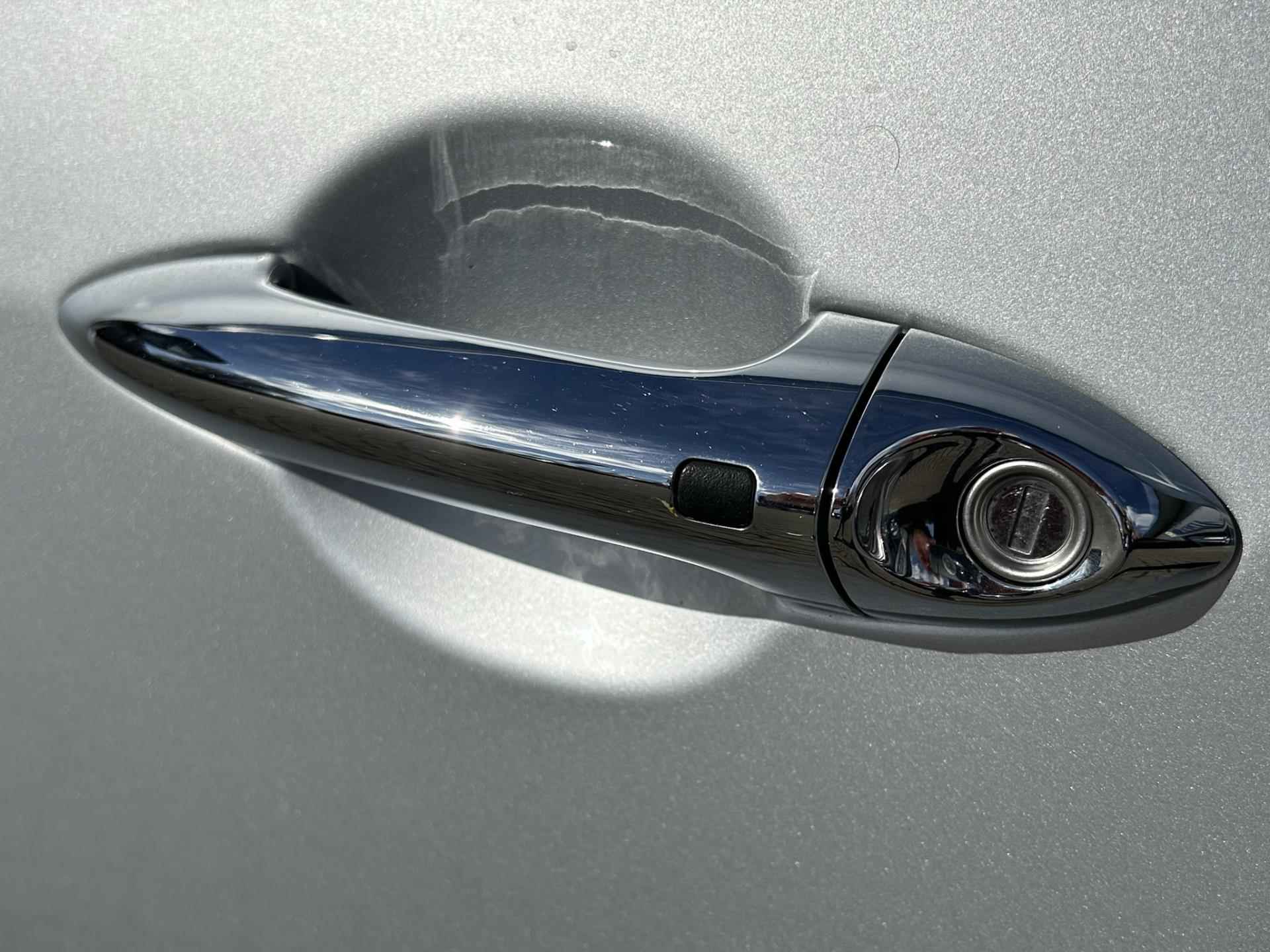 Hyundai Ix20 1.6i i-Vision Automaat Clima Park.Sens Bluetooth Stoelverwarming LM -Velgen Trekhaak Volledig Dealeronderhouden! - 9/33