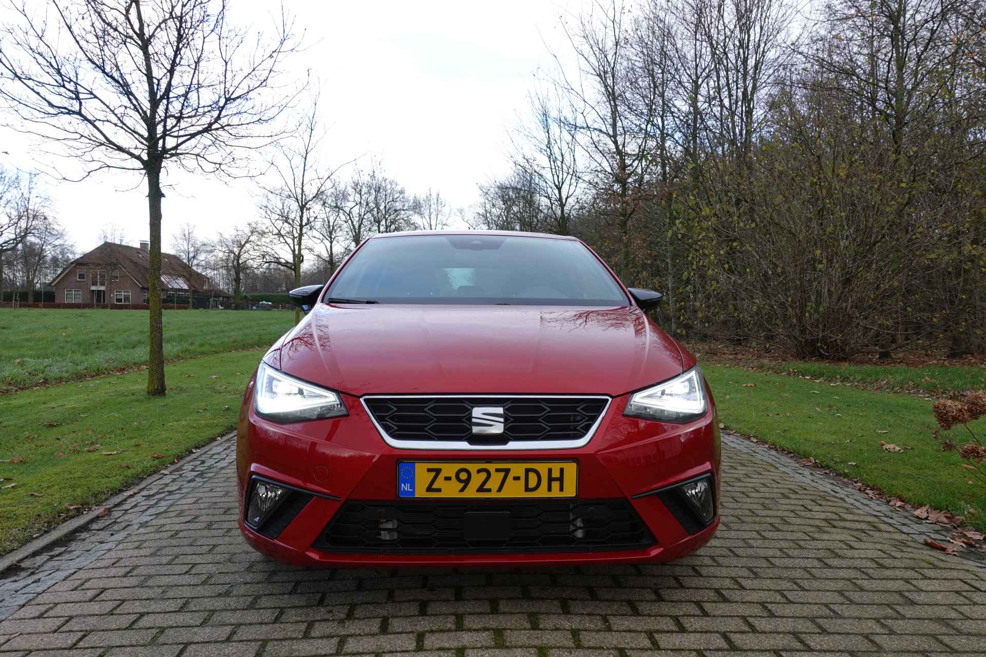 SEAT Ibiza 1.0 EcoTSI FR Business Connect Automaat Led Stoelverwarming Camera Travel assist Lane assist - 4/56