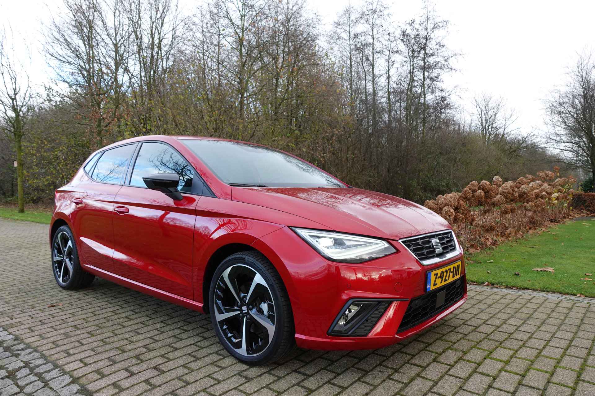 SEAT Ibiza 1.0 EcoTSI FR Business Connect Automaat Led Stoelverwarming Camera Travel assist Lane assist - 5/56