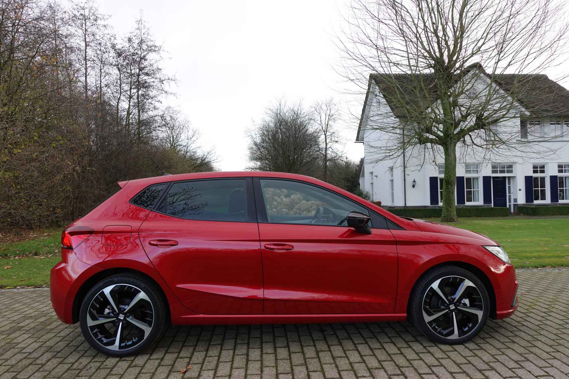 SEAT Ibiza 1.0 EcoTSI FR Business Connect Automaat Led Stoelverwarming Camera Travel assist Lane assist - 6/56