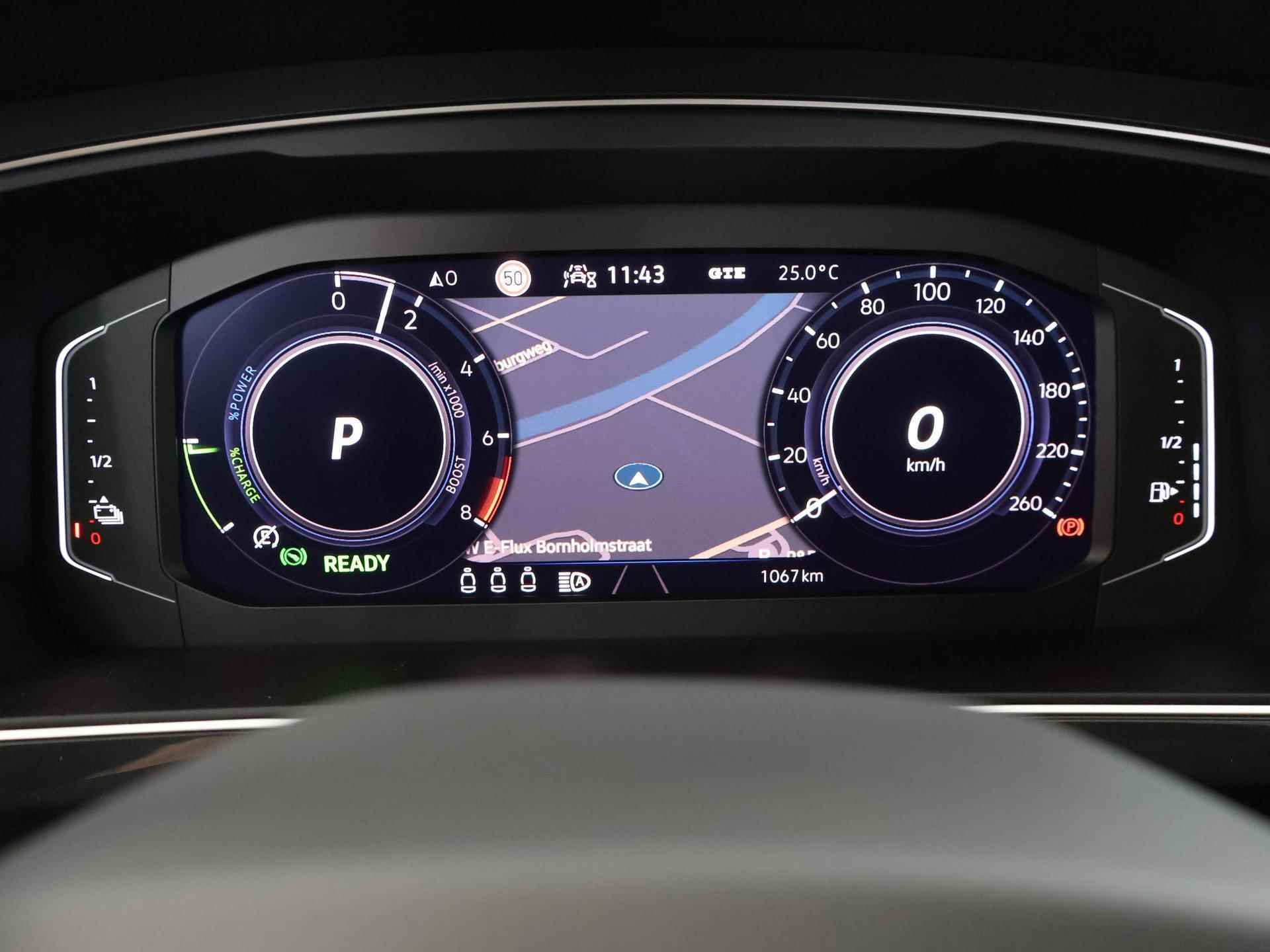 Volkswagen Tiguan 1.4 TSI eHybrid R-Line Business+ | Panoramadak | Adaptieve Cruise Control | LED Koplampen | Digitaal Dashboard | Trekhaak - 13/53