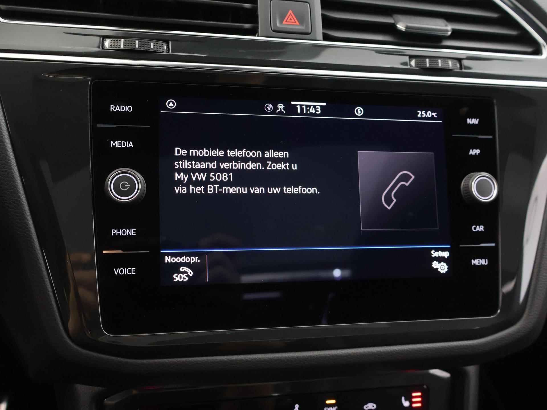 Volkswagen Tiguan 1.4 TSI eHybrid R-Line Business+ | Panoramadak | Adaptieve Cruise Control | LED Koplampen | Digitaal Dashboard | Trekhaak - 18/53