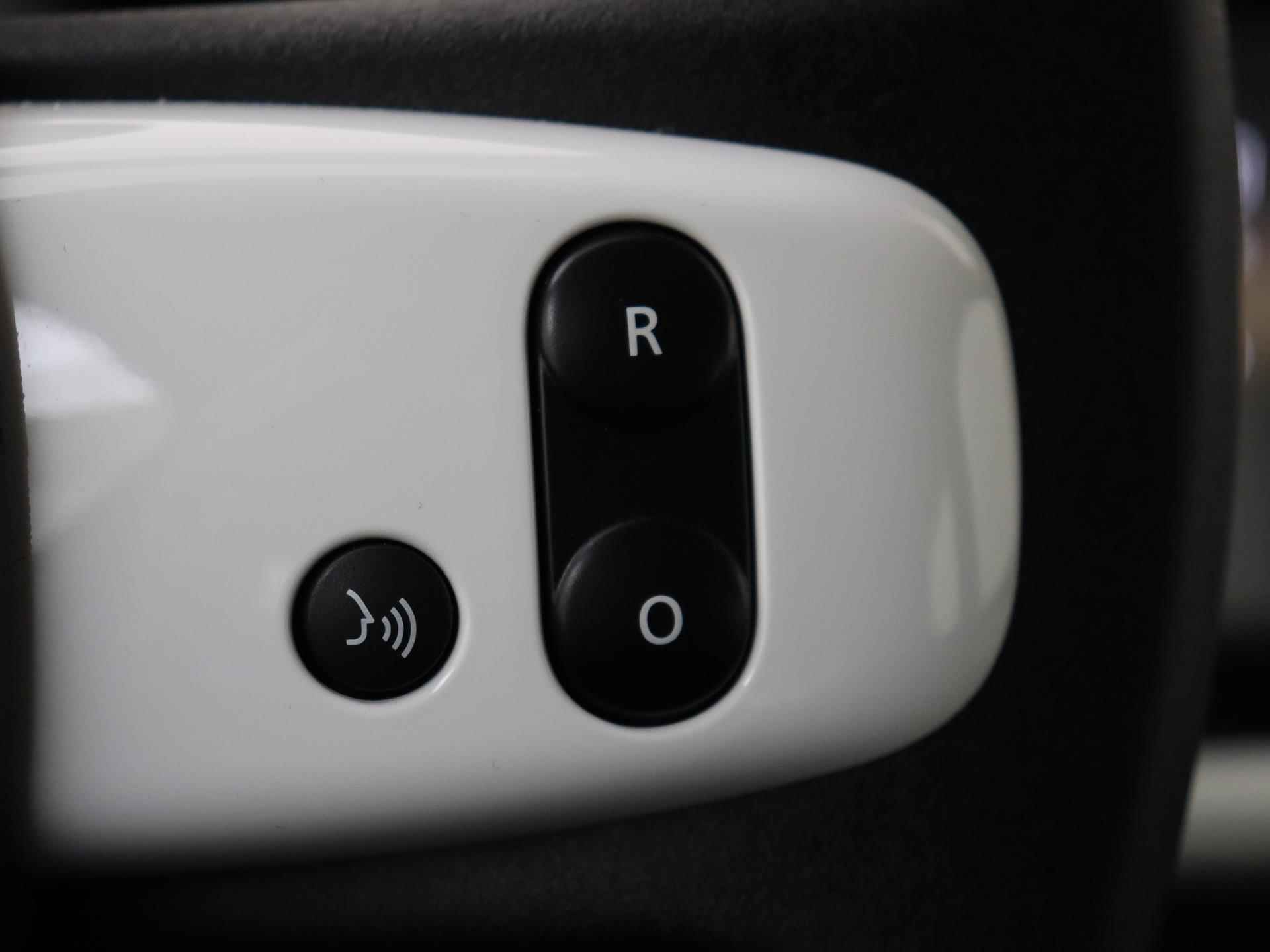 Renault Twingo E-Tech R80 - 80PK Authentic 22 kWh Automaat | Airco | Parkeersensoren | Bluetooth Audio/Telefoon | Electrische ramen | LED Dagrijverlichting | Centrale deurvergrendeling | DAB Radio | - 19/23