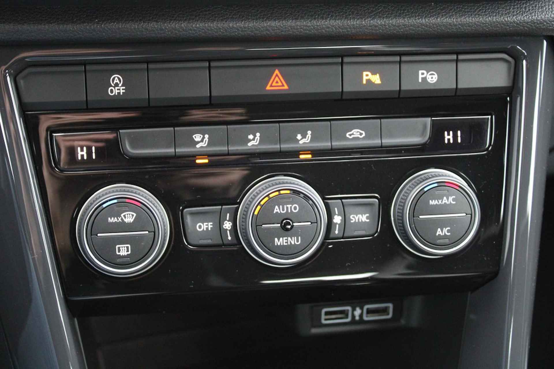 VOLKSWAGEN T-roc 1.5 TSI 150pk Sport ECC/ACC/Navi/LED/DAB/Camera/Digital Cockpit - 13/36