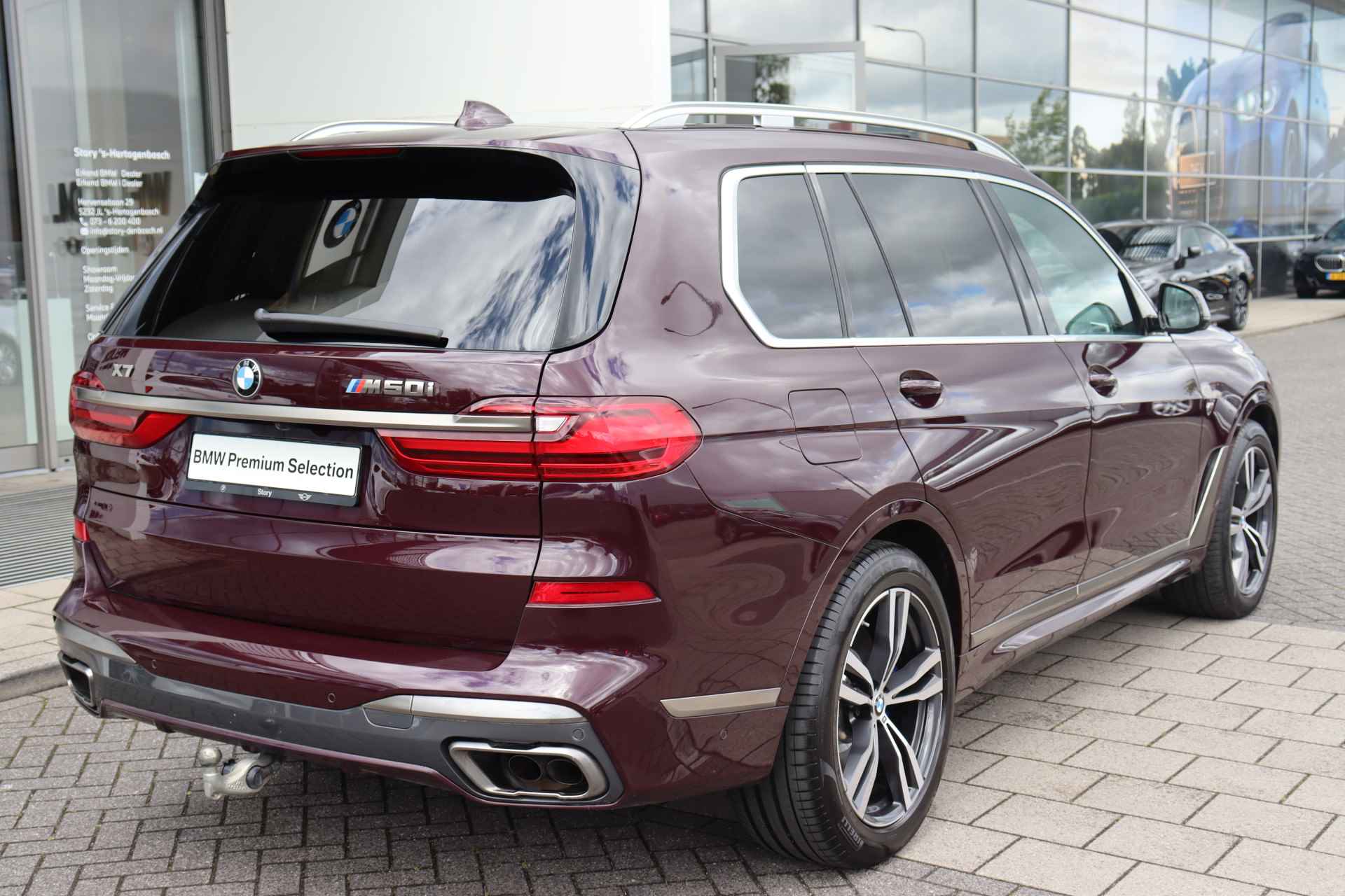 BMW X7 M50i High Executive Automaat / 7 zitplaatsen / Trekhaak / Laserlight / Parking Assistant Plus / Soft Close / Active Steering / Gesture Control / Comfortstoelen / Live Cockpit Professional - 10/37